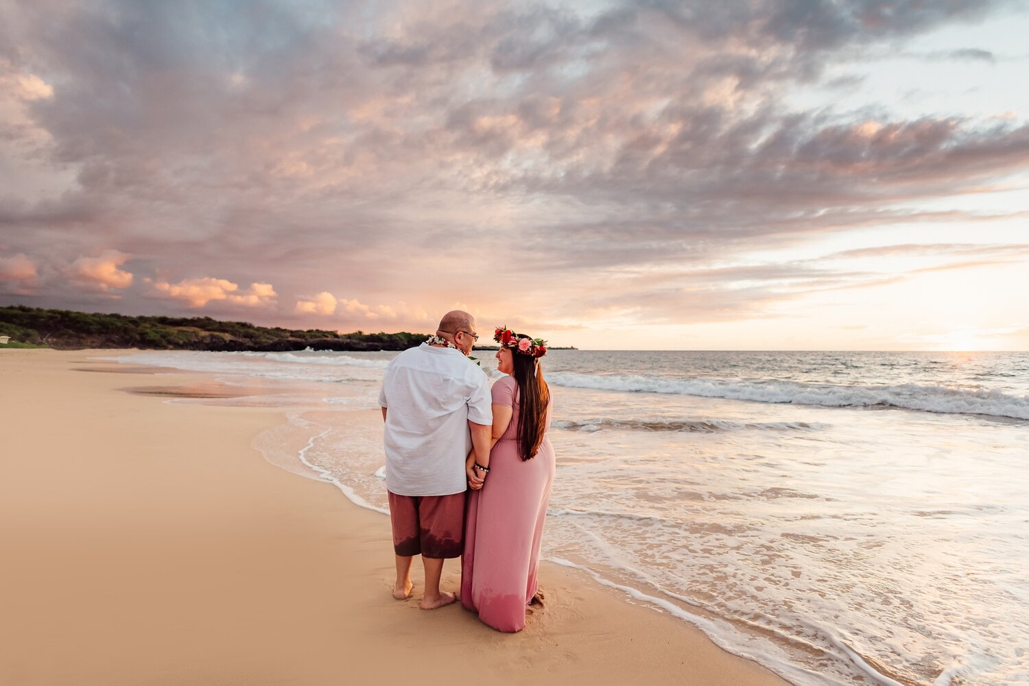 hapuna-beach-anniversary-session-waikoloa-big-island-hawaii-wedding-photographer-shaina-lee-photography-photo