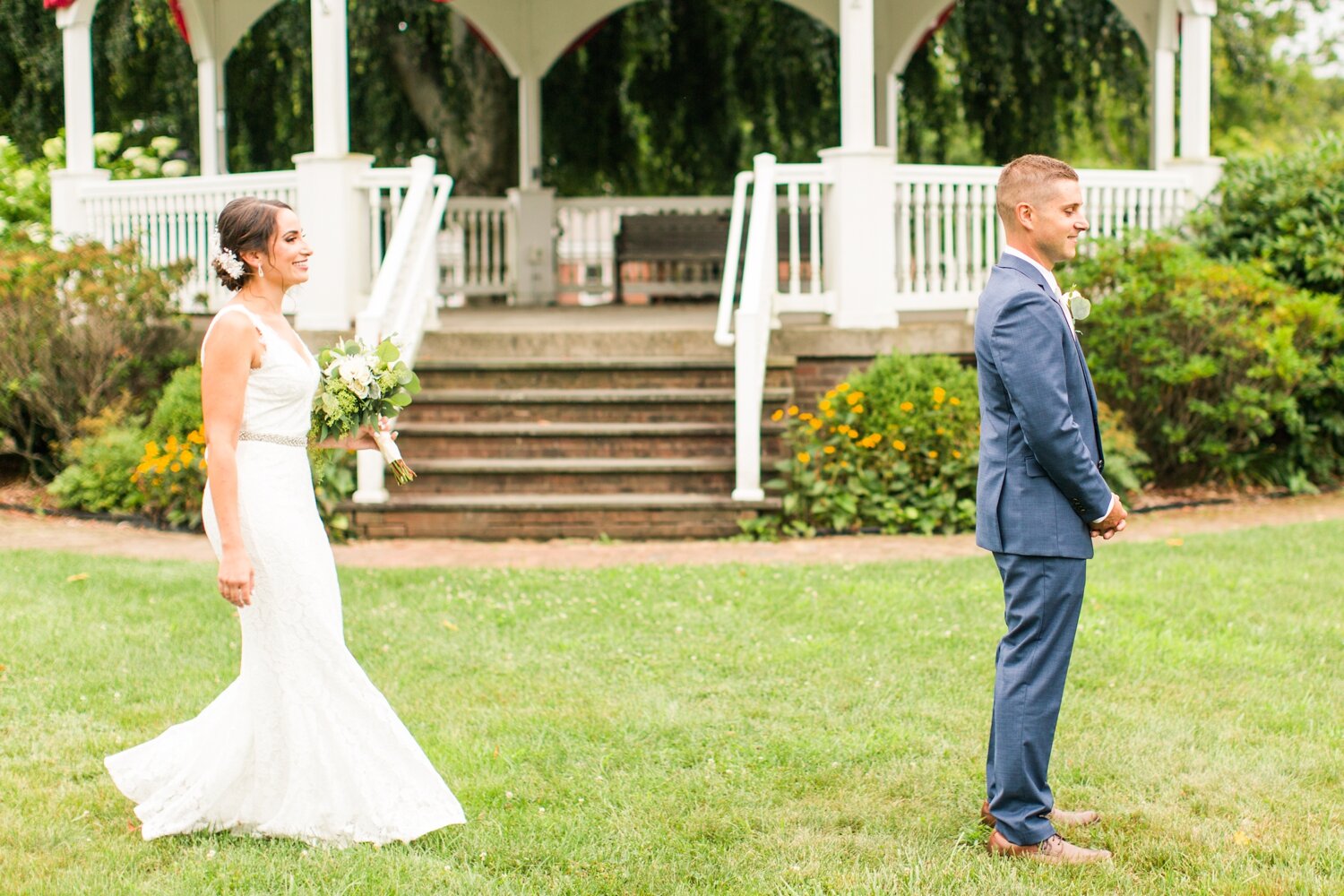 intimate-town-green-micro-wedding-monroe-connecticut-photographer-shaina-lee-photography-photo