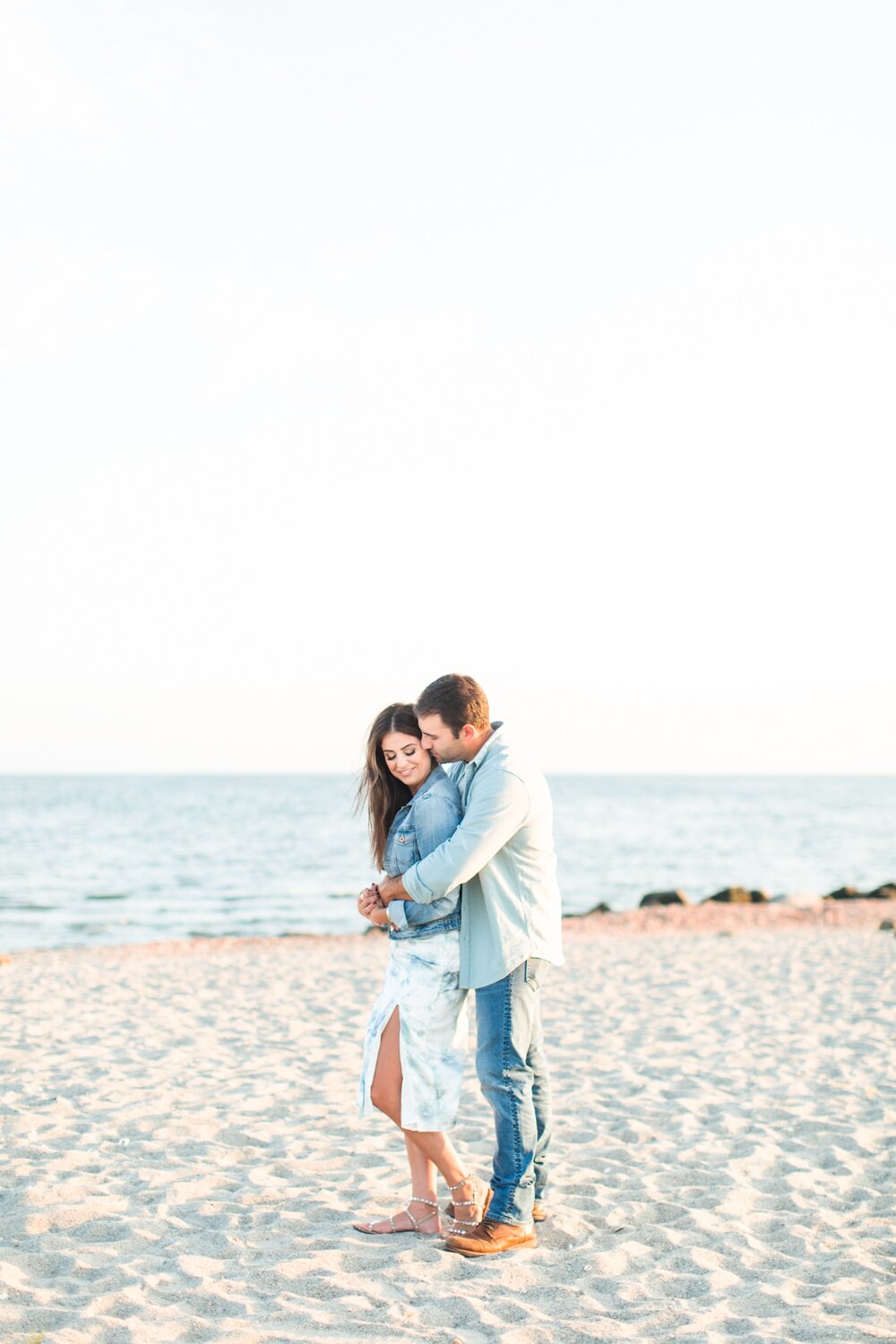 silver-sands-state-park-engagement-session-milford-connecticut-wedding-photographer-jocelyn-chris-shaina-lee-photography-photo