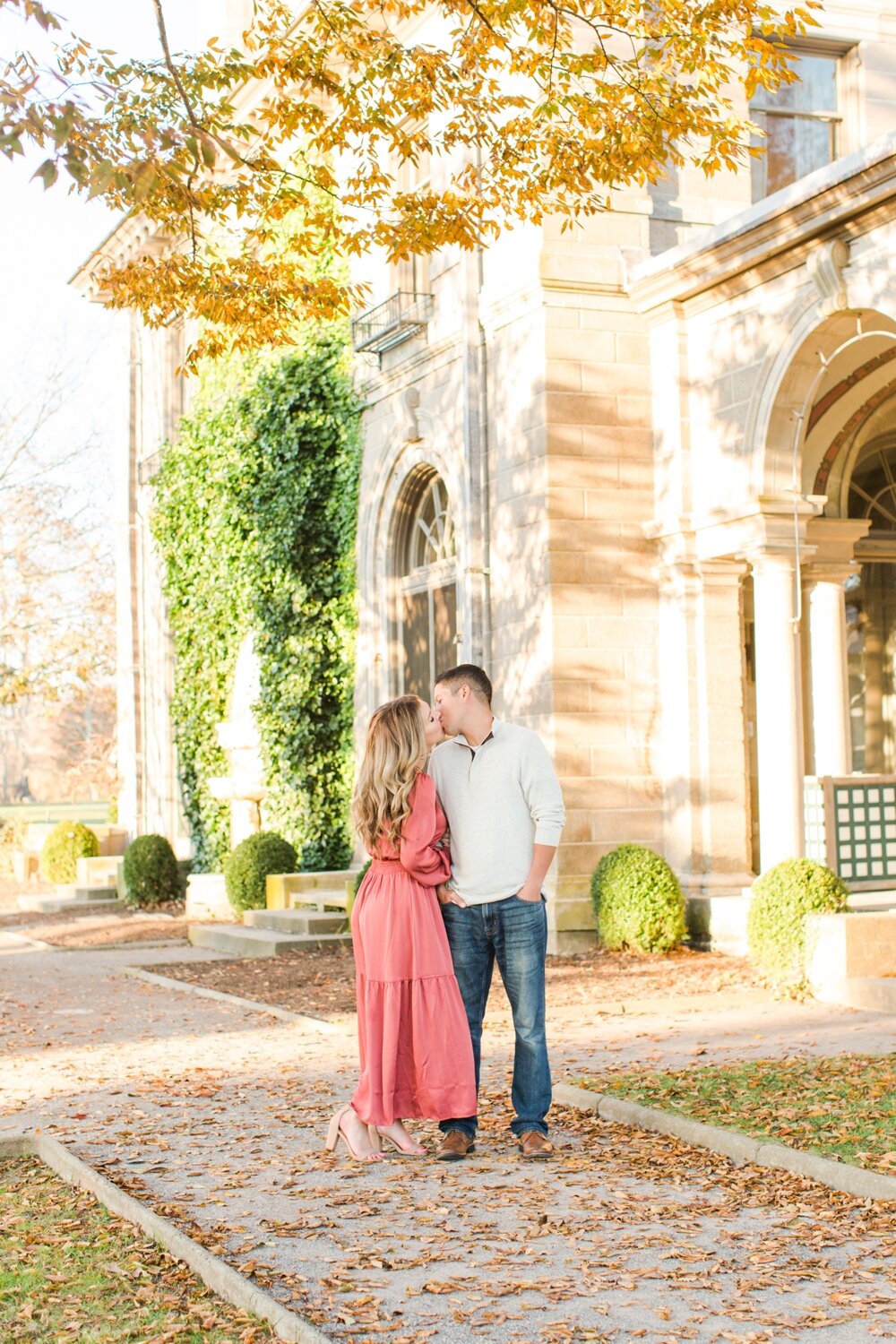 eolia-mansion-harkness-memorial-state-park-engagement-session-waterford-connecticut-wedding-photographer-christine-sal-shaina-lee-photography-photo