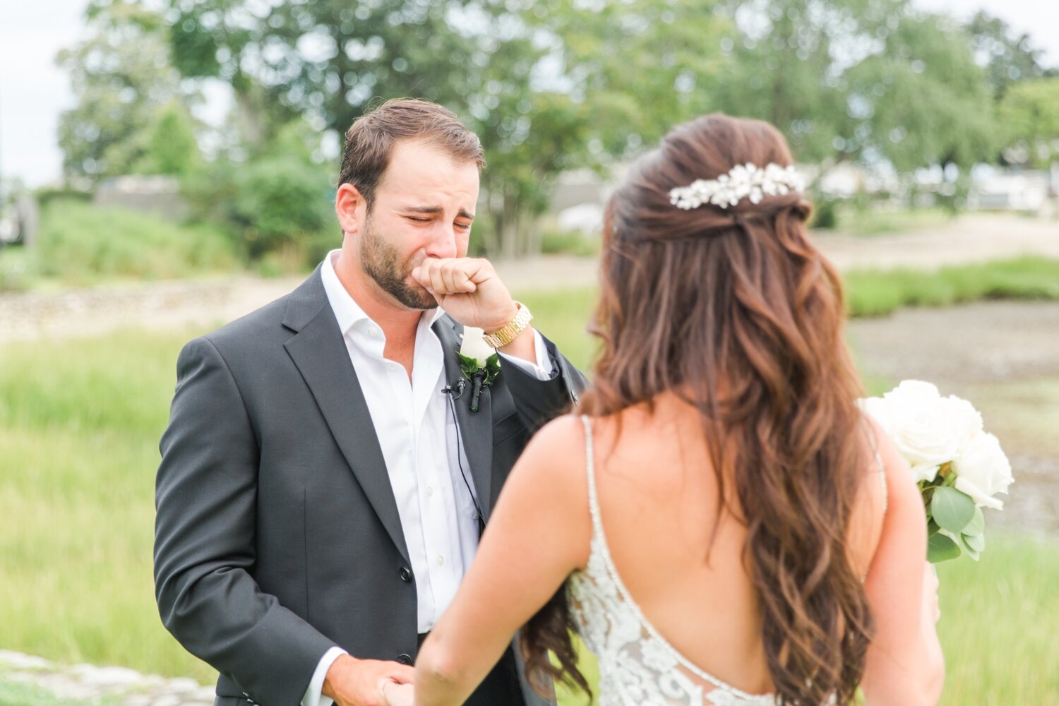 modern-summer-wedding-inn-at-longshore-westport-connecticut-photographer-shaina-lee-photography