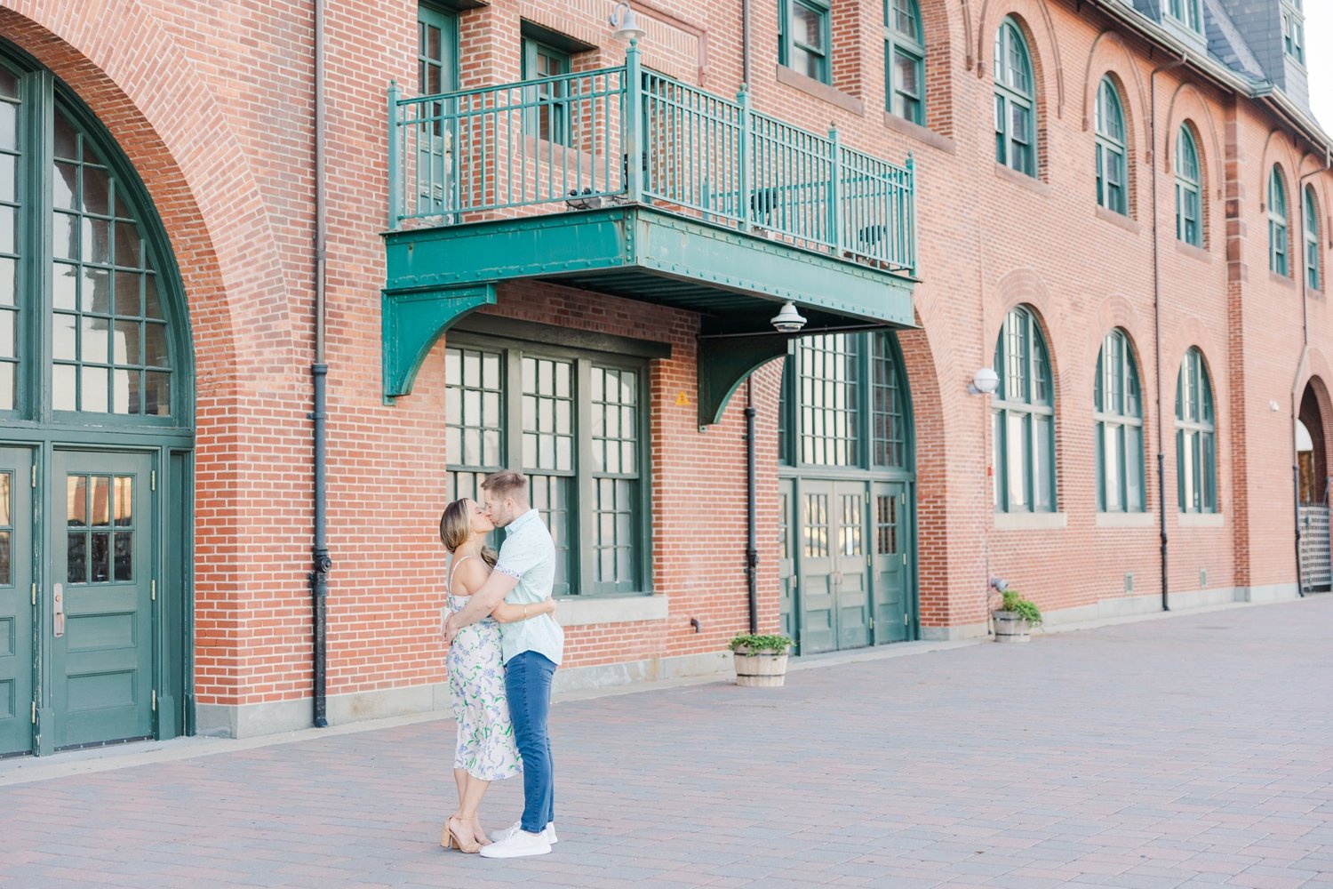 liberty-state-park-summer-engagement-session-jersey-city-nj-wedding-photographer-shaina-lee-photography