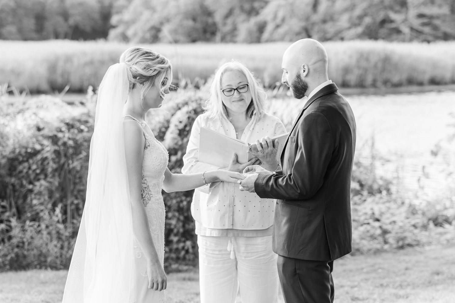 florence-griswold-museum-intimate-wedding-old-lyme-connecticut-photographer-shaina-lee-photography