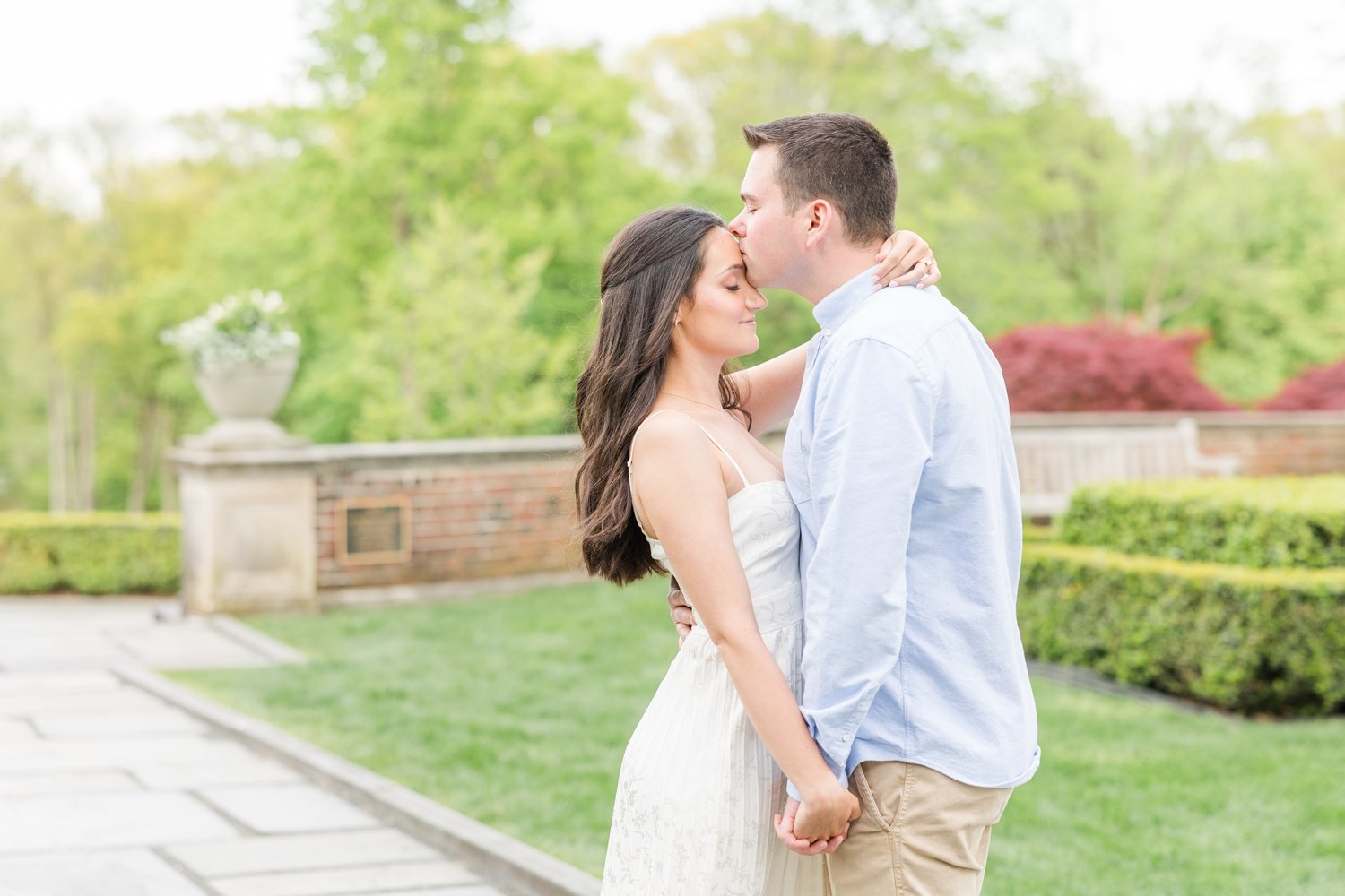 spring-engagement-session-waveny-park-new-canaan-connecticut-wedding-photographer-shaina-lee-photography