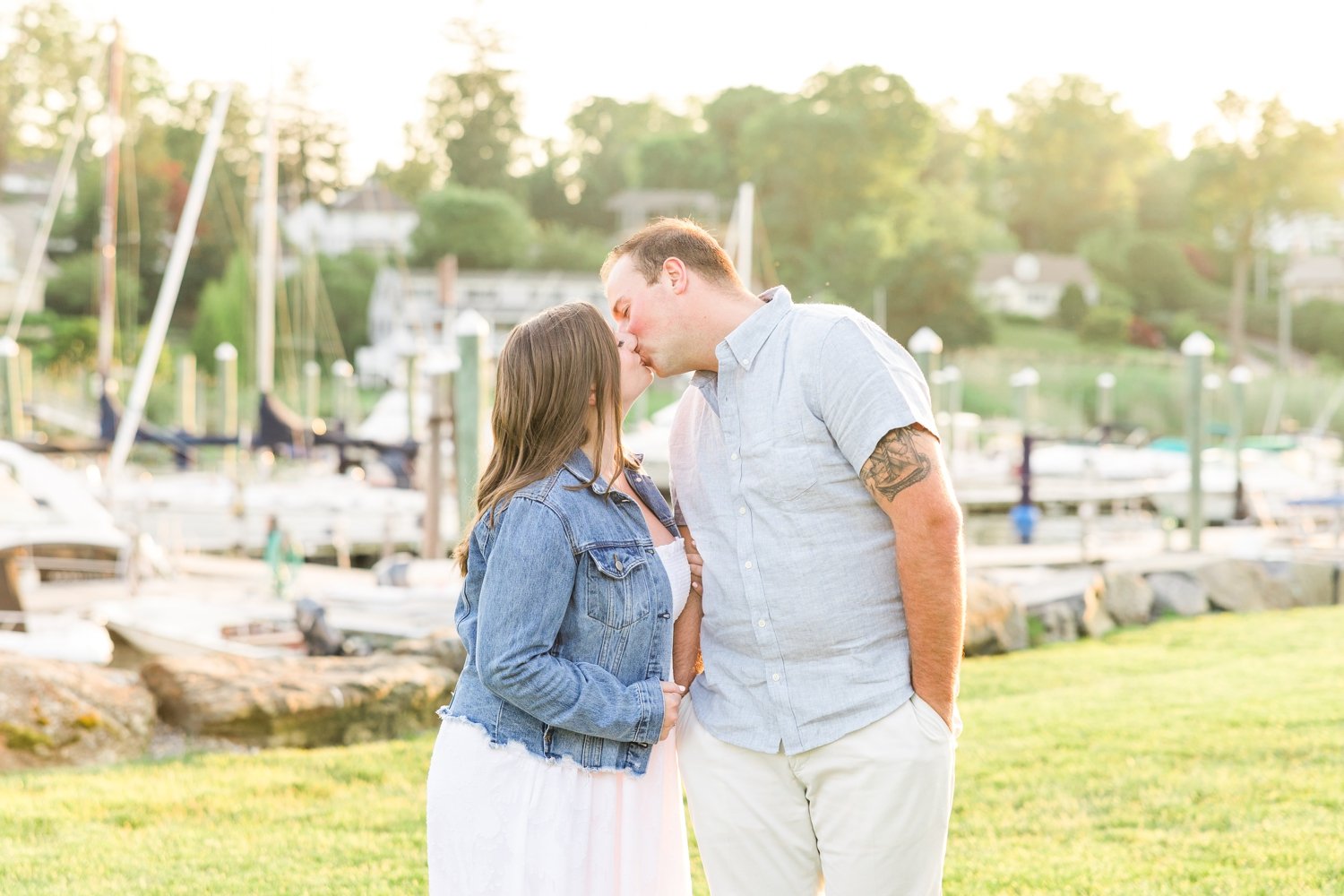 greenwich-boat-yacht-club-engagement-session-connecticut-wedding-photographer-shaina-lee-photography