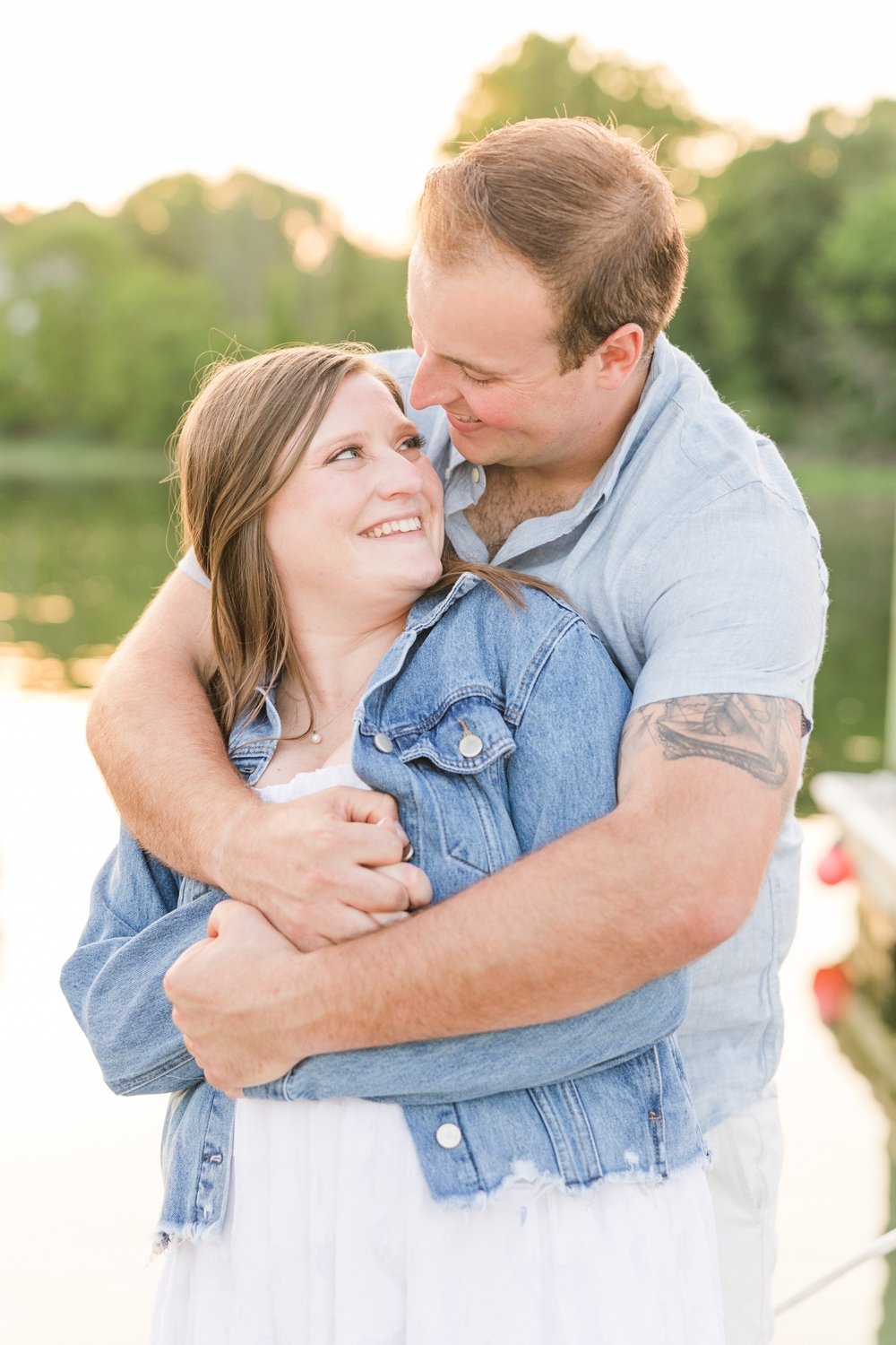 greenwich-boat-yacht-club-engagement-session-connecticut-wedding-photographer-shaina-lee-photography