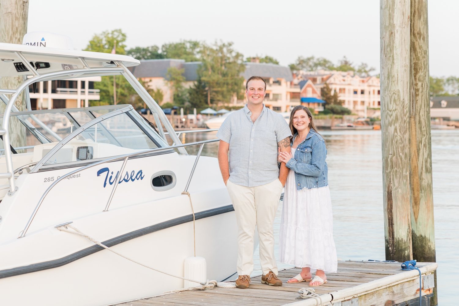 greenwich-boat-yacht-club-engagement-session-connecticut-wedding-photographer-shaina-lee-photography