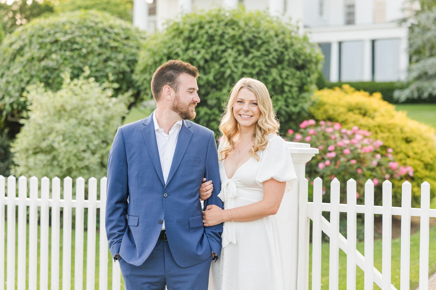 southport-harbor-spring-engagement-session-fairfield-connecticut-wedding-photographer-shaina-lee-photography