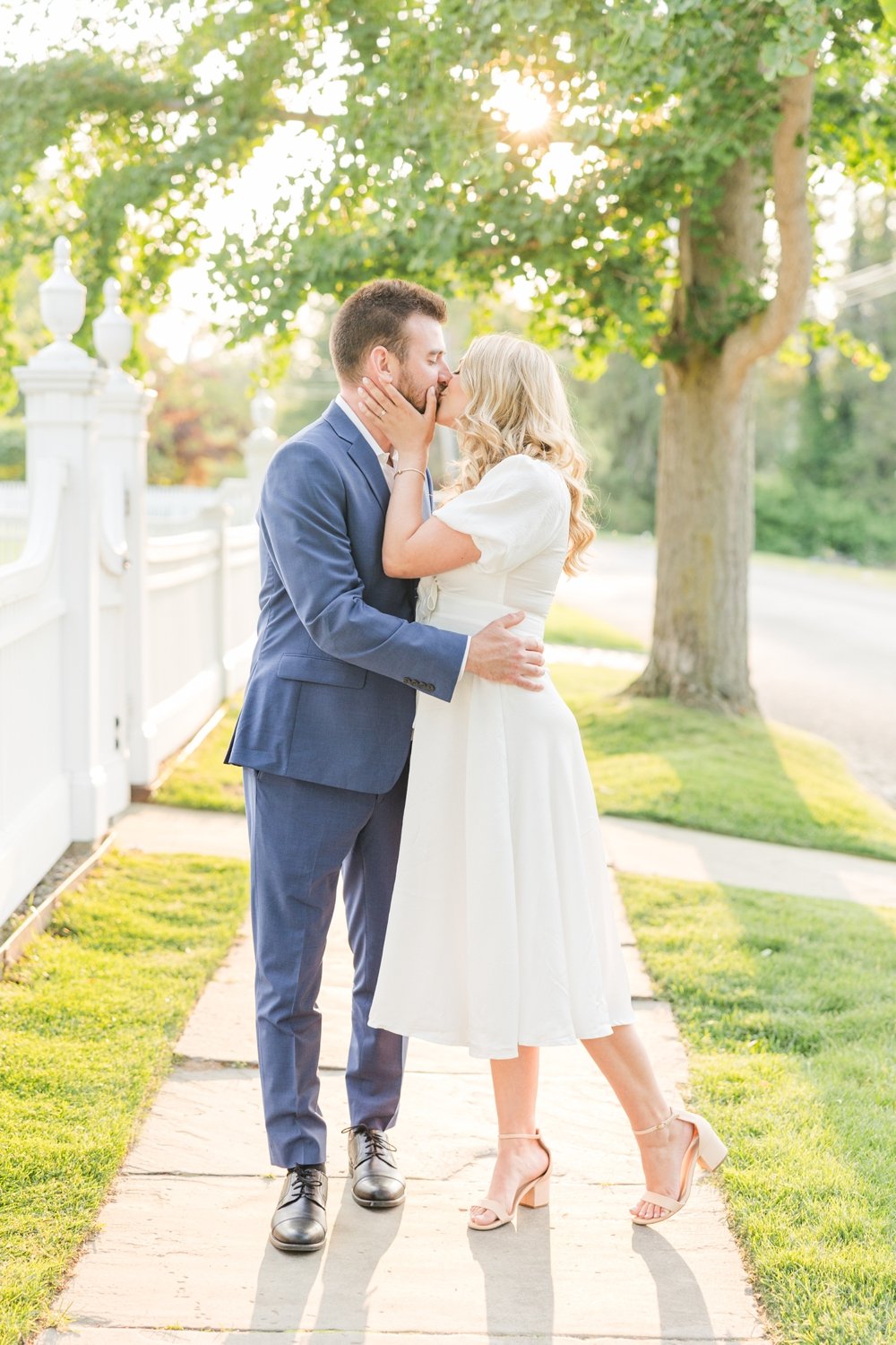 southport-harbor-spring-engagement-session-fairfield-connecticut-wedding-photographer-shaina-lee-photography