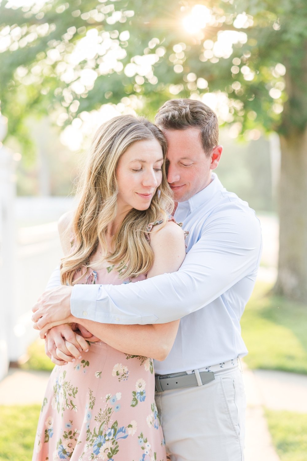 coastal-summer-engagement-session-southport-harbor-fairfield-connecticut-wedding-photographer-shaina-lee-photography