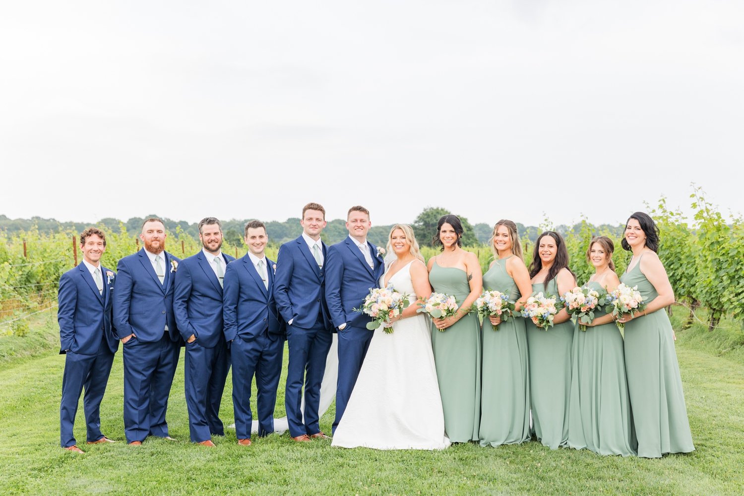 saltwater-farm-vineyard-wedding-stonington-connecticut-photographer-shaina-lee-photography