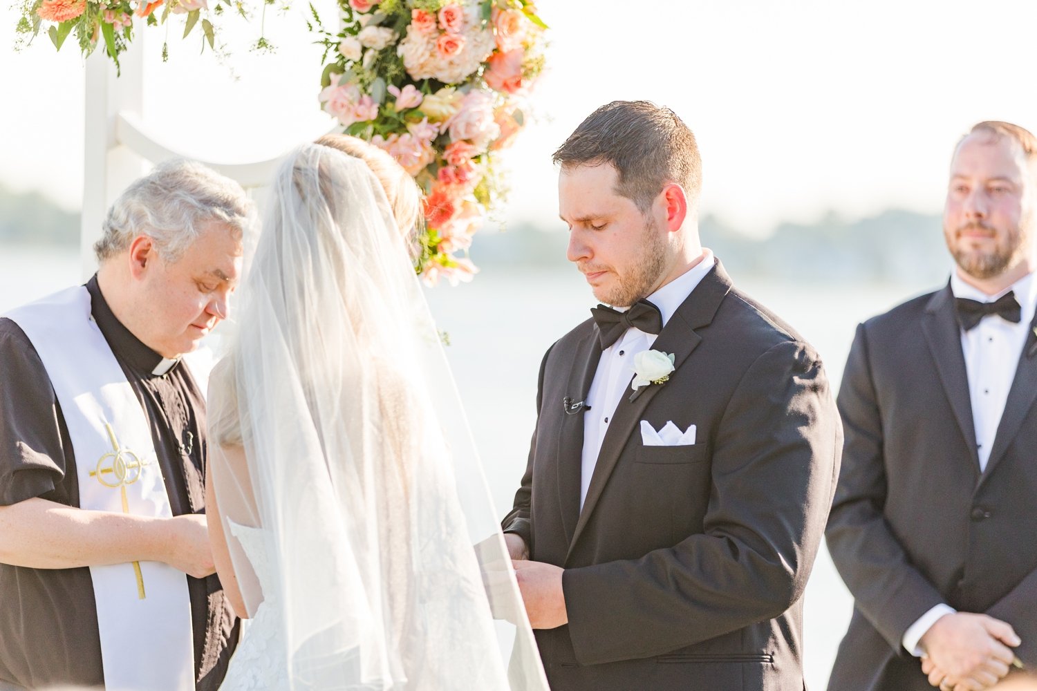 timeless-new-england-summer-wedding-westport-connecticut-photographer-shaina-lee-photography