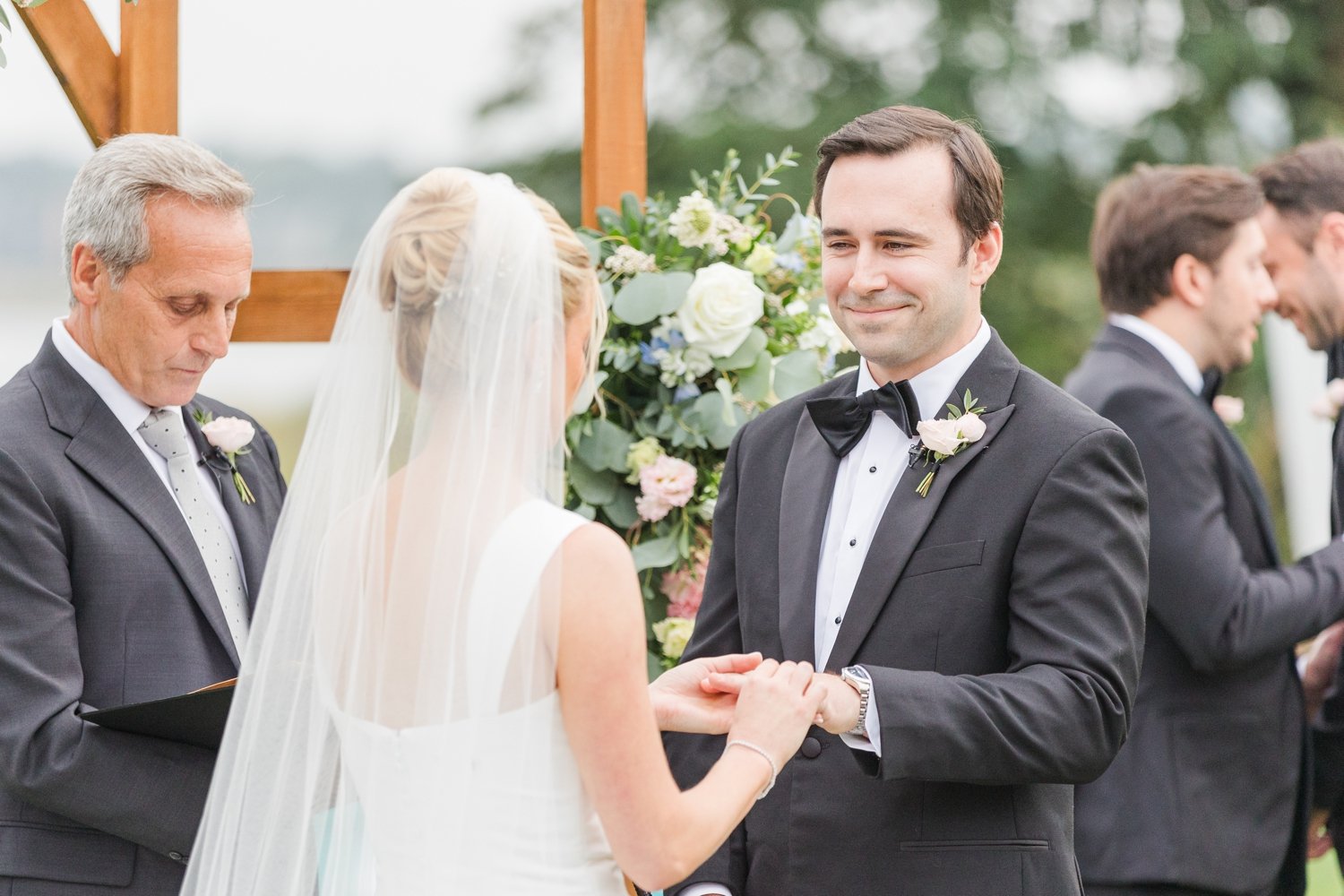 classic-new-england-wedding-the-inn-at-longshore-westport-connecticut-photographer-shaina-lee-photography