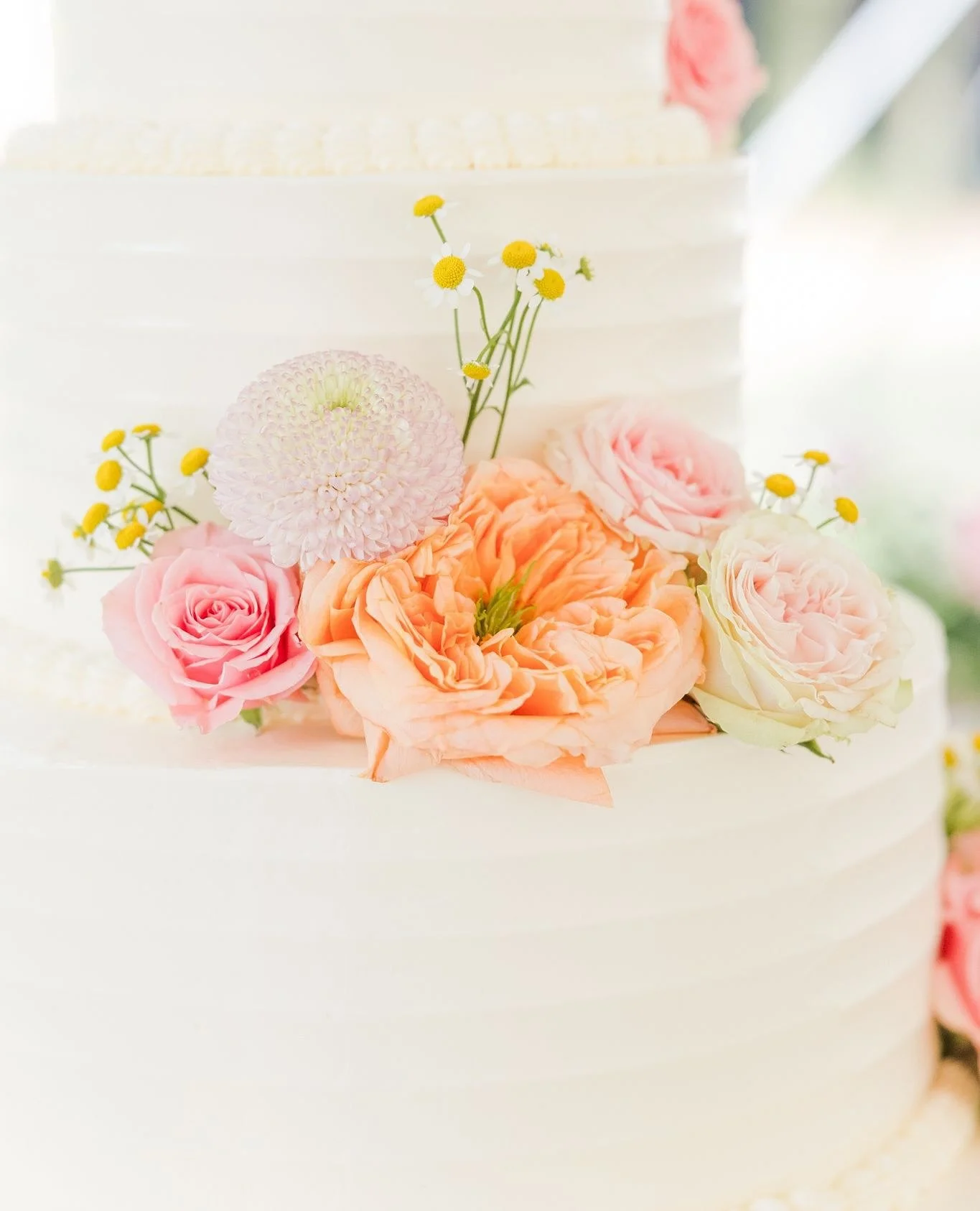 A vibrant color palette is always a good idea.  Swipe to see more details from this lively summer wedding!⁠
⁠
CT Wedding Photographer | Connecticut Wedding | NY Wedding Photographer⁠
⁠
Venue: @themansionatglencove⁠
Photography: @shainaleephoto &amp; 