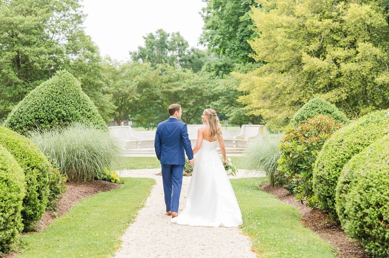Let&rsquo;s talk wedding day timelines. ✨⁠
⁠
A first look isn&rsquo;t for everyone&mdash;and that&rsquo;s totally okay! Your day should reflect you.⁠
⁠
If you&rsquo;re planning to see each other for the first time at the ceremony and want to enjoy co
