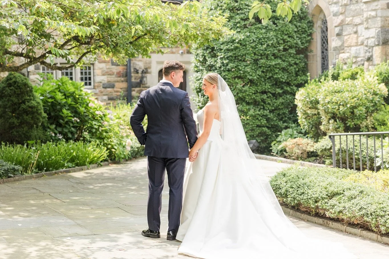 We&rsquo;re kicking off the weekend with one of our last few weddings of the 2025 season.  I&rsquo;m a fall and winter girl through and through, and I always joke that I absolutely THRIVE during this part of the year! 😂  Are you team spring/summer o