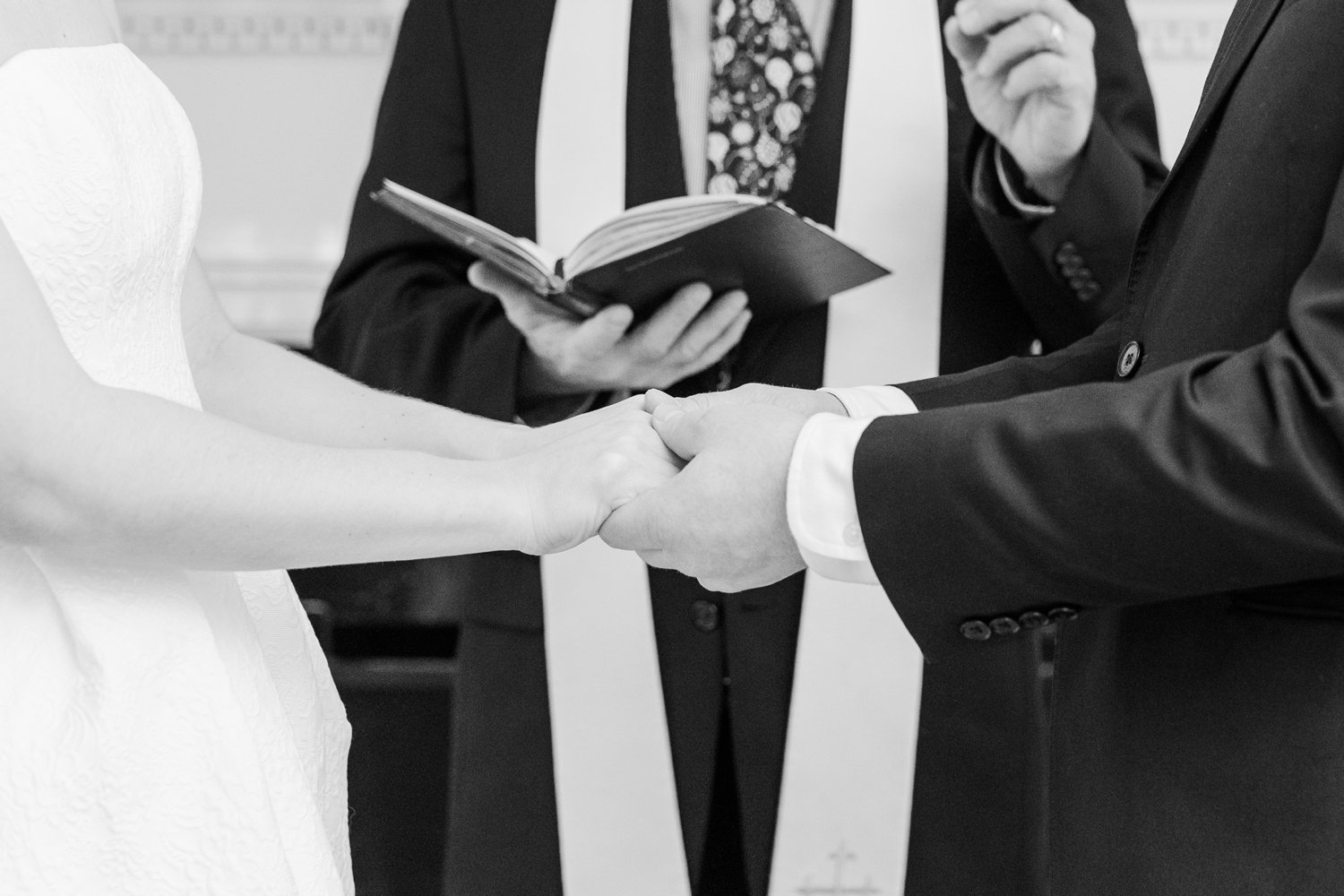 intimate-winter-wedding-new-canaan-connecticut-photographer-shaina-lee-photography