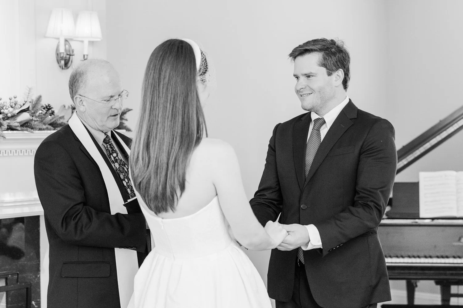 intimate-winter-wedding-new-canaan-connecticut-photographer-shaina-lee-photography