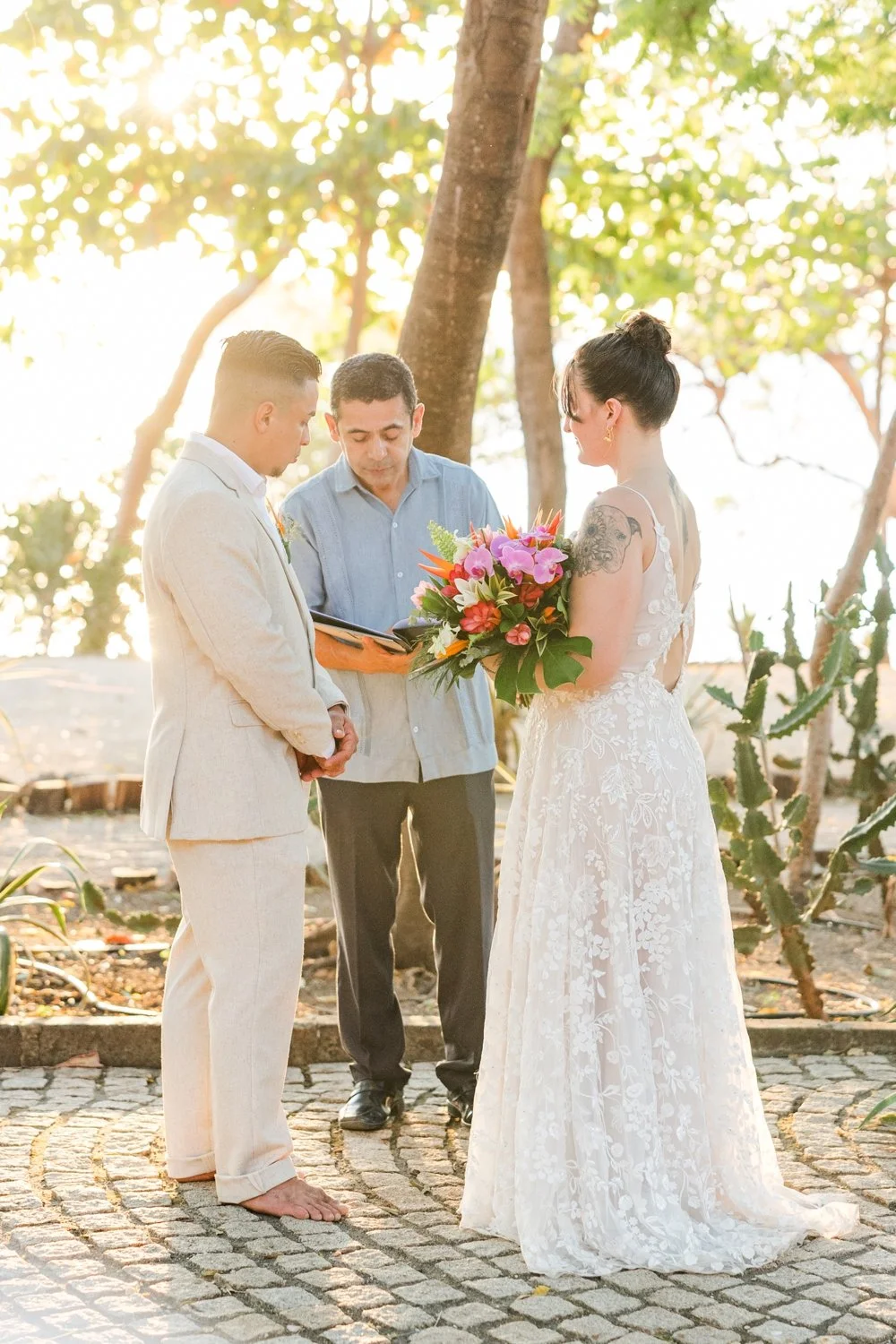 destination-wedding-santarena-hotel-las-catalinas-costa-rica-shaina-lee-photography