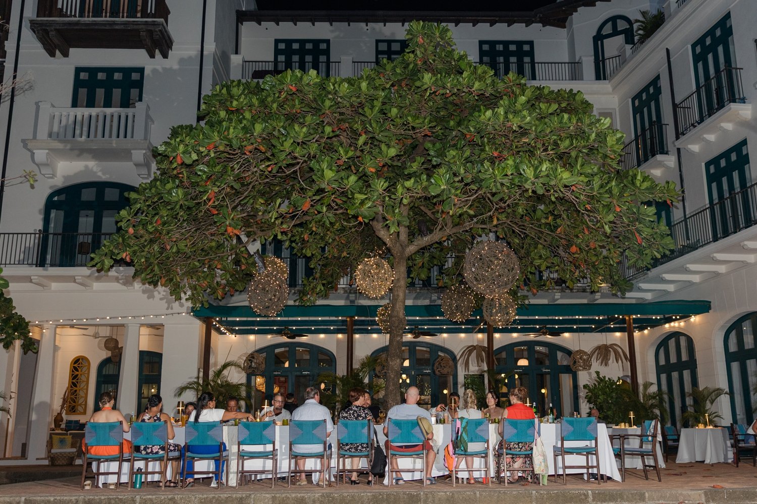 destination-wedding-santarena-hotel-las-catalinas-costa-rica-shaina-lee-photography