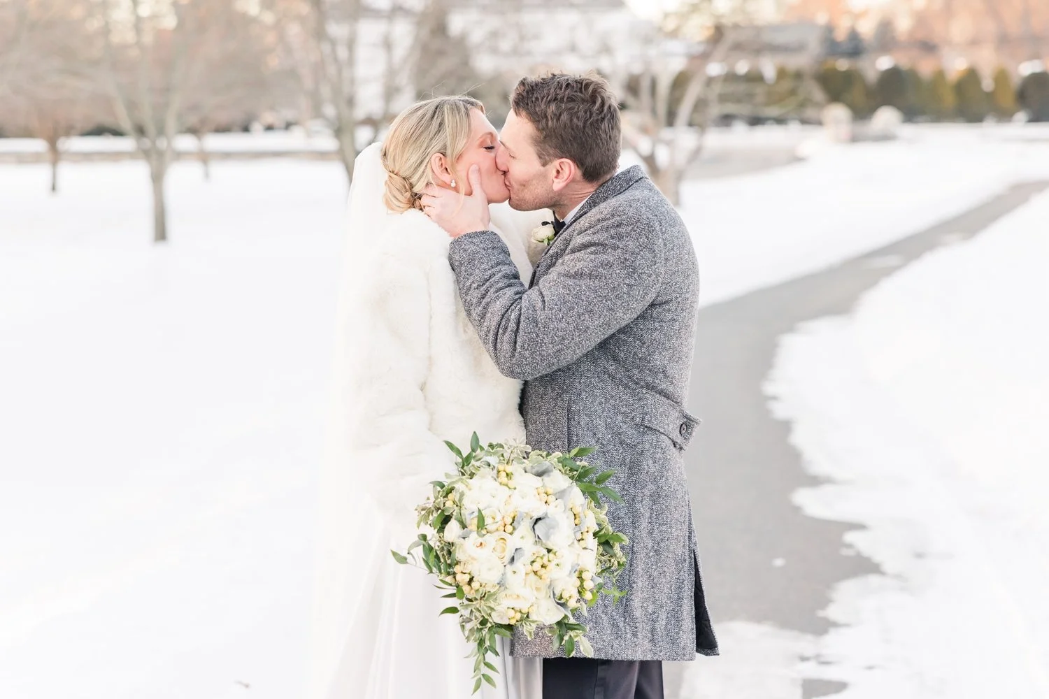 winter-wedding-whitby-castle-rye-new-york-photographer-shaina-lee-photography