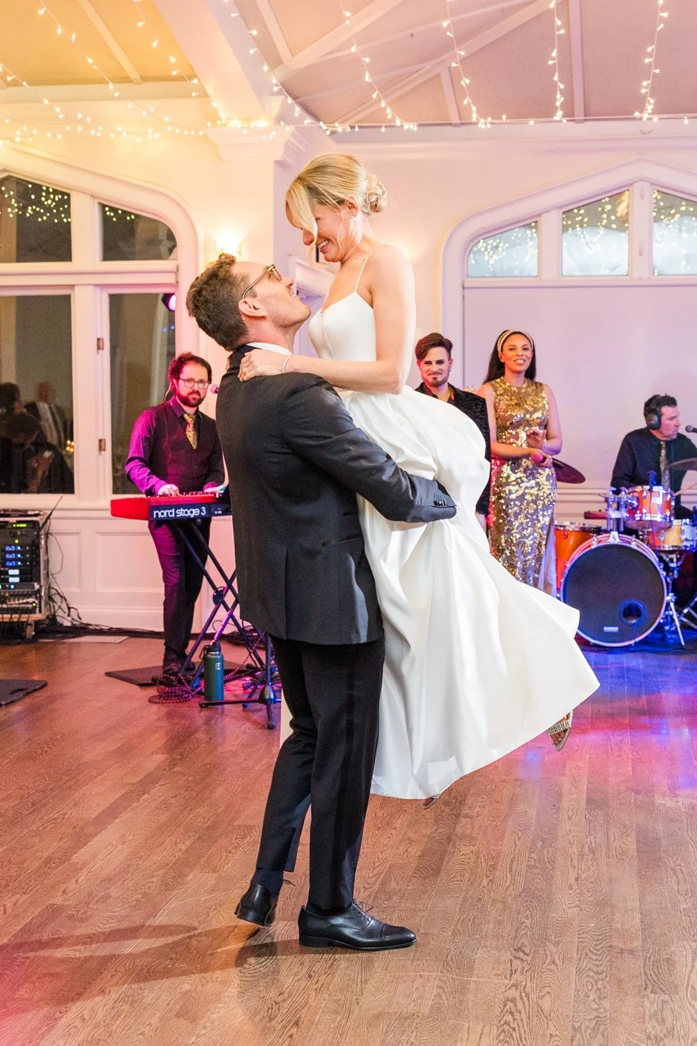 winter-wedding-whitby-castle-rye-new-york-photographer-shaina-lee-photography