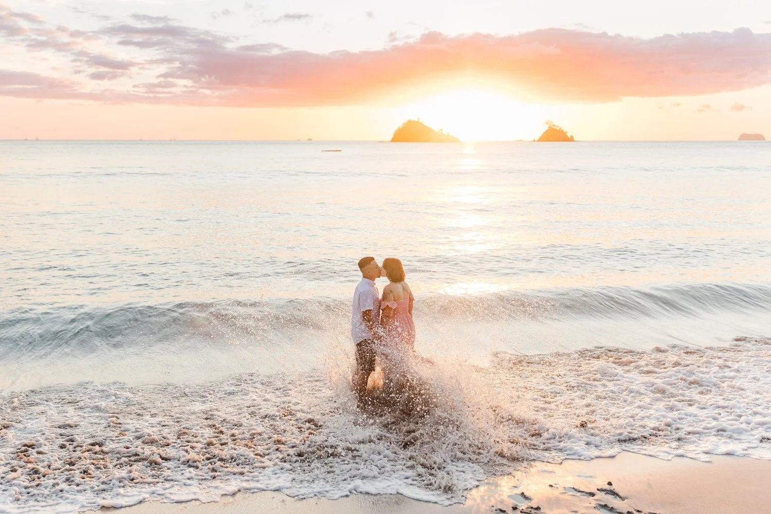 destination-engagement-session-las-catalinas-costa-rica-shaina-lee-photography