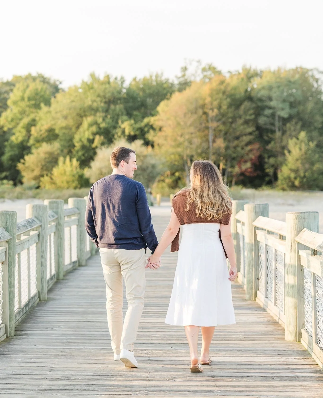 Lean in, get cozy, and don&rsquo;t hold back during your engagement session.  These are meant to be sweet, romantic moments, so a little cuddling is highly encouraged!  I&rsquo;ll guide you every step of the way with easy poses and natural prompts th