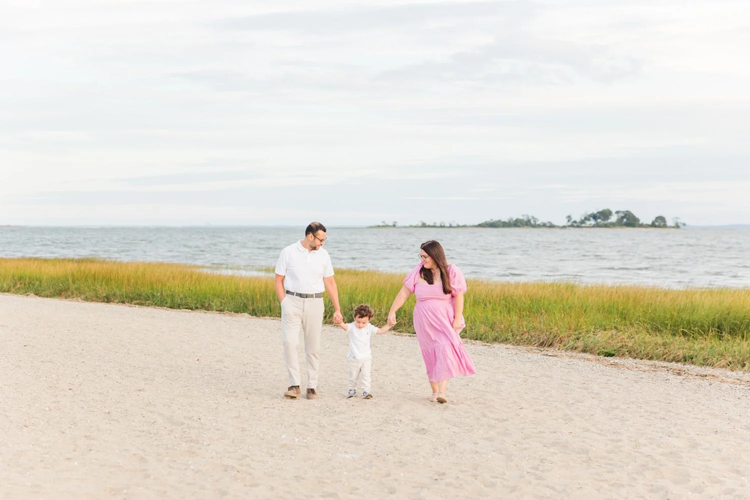 calf-pasture-beach-family-photography-session-norwalk-connecticut-photographer
