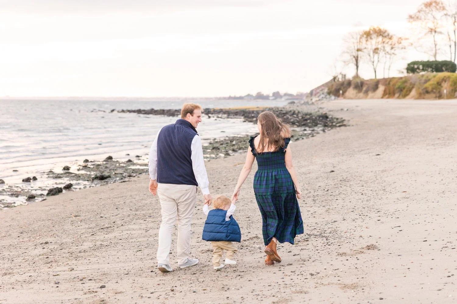 pine-creek-beach-family-photography-session-fairfield-connecticut-photographer-shaina-lee-photography