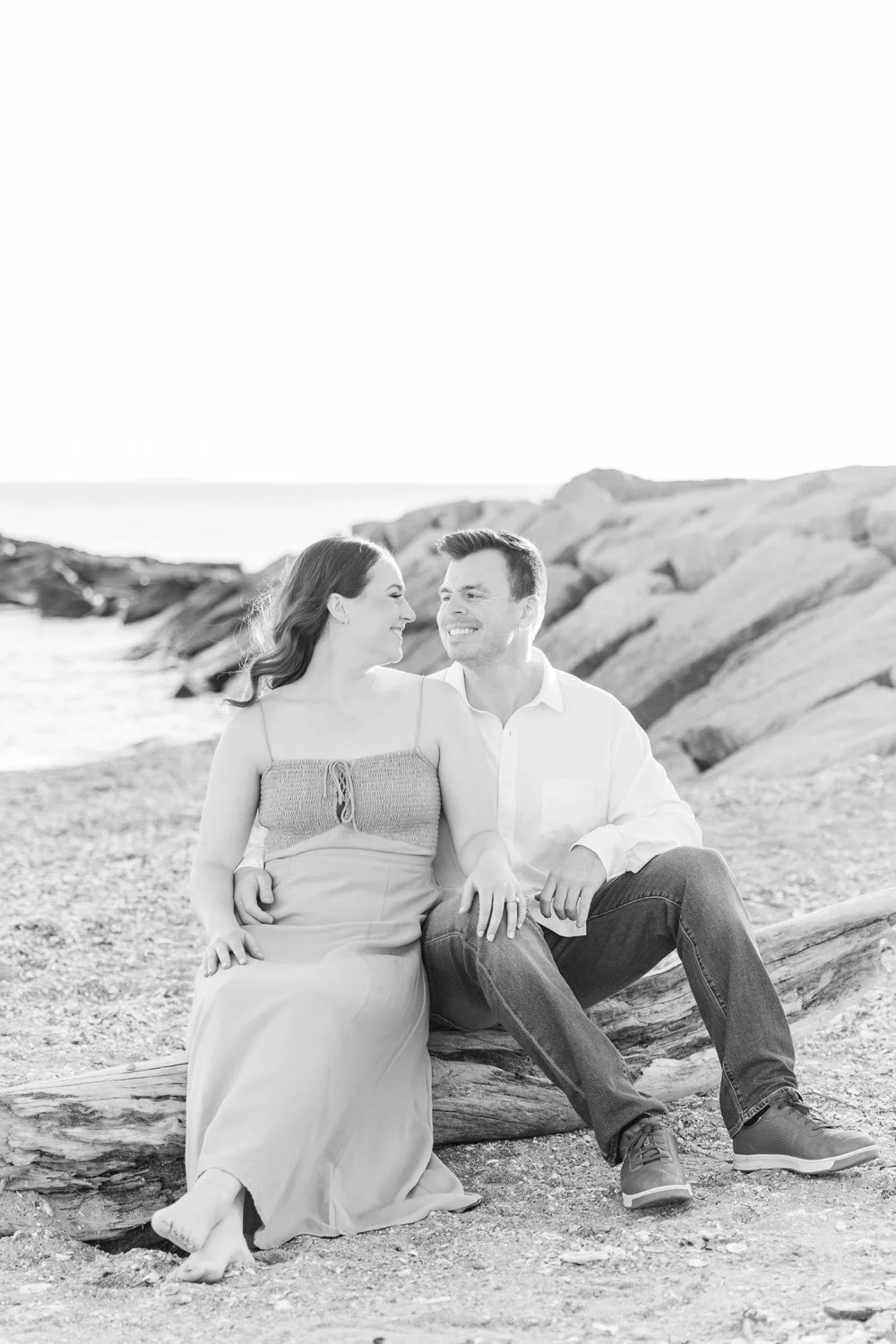 spring-engagement-session-hammonasset-beach-madison-connecticut-photographer-shaina-lee-photography