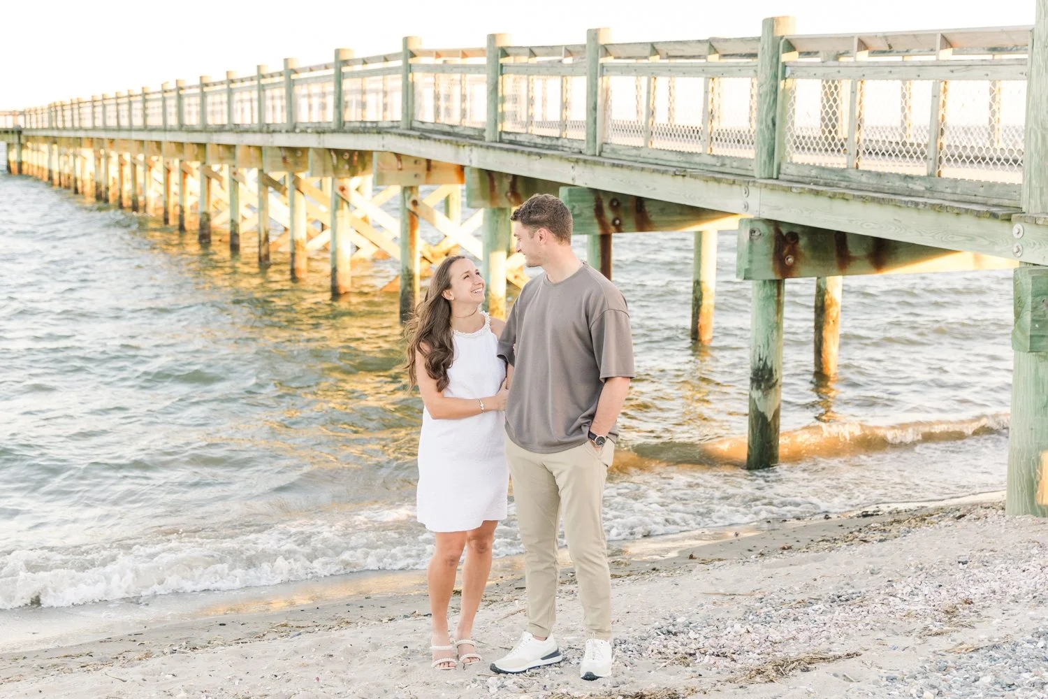 milford-connecticut-beach-engagement-session-shaina-lee-photography