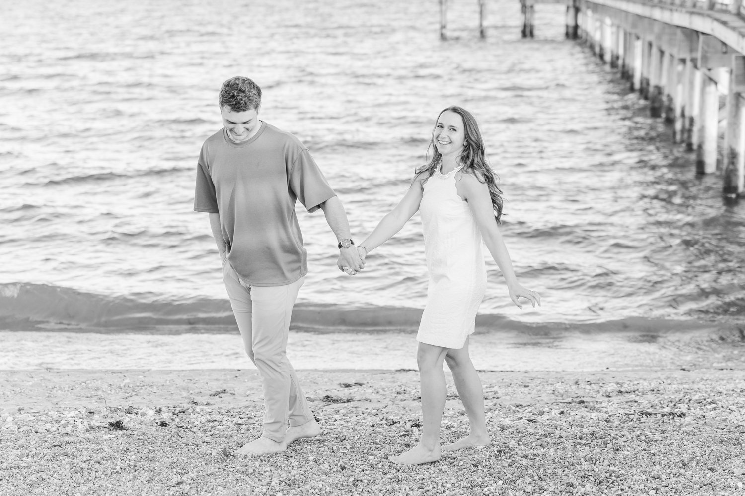 milford-connecticut-beach-engagement-session-shaina-lee-photography