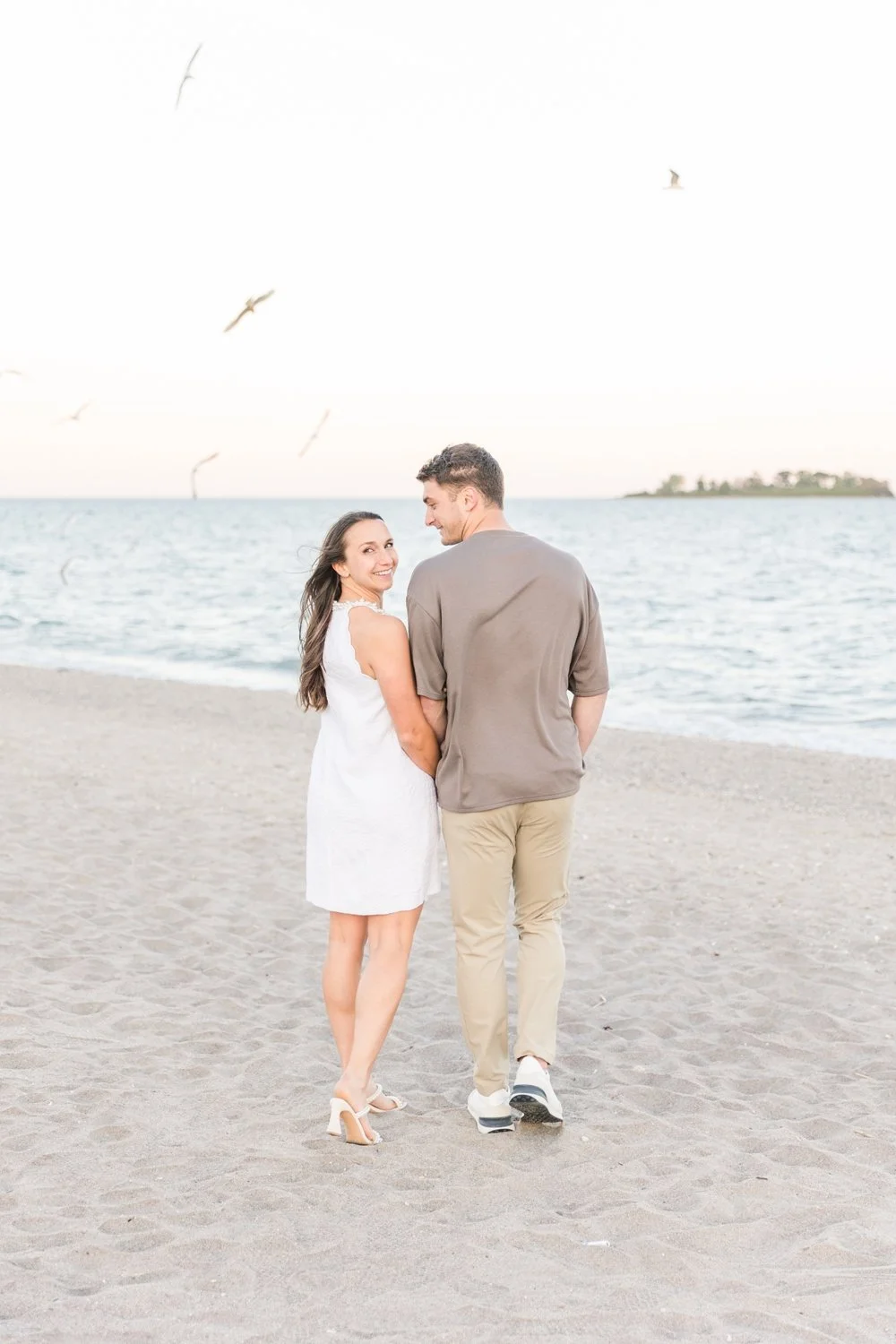 milford-connecticut-beach-engagement-session-shaina-lee-photography