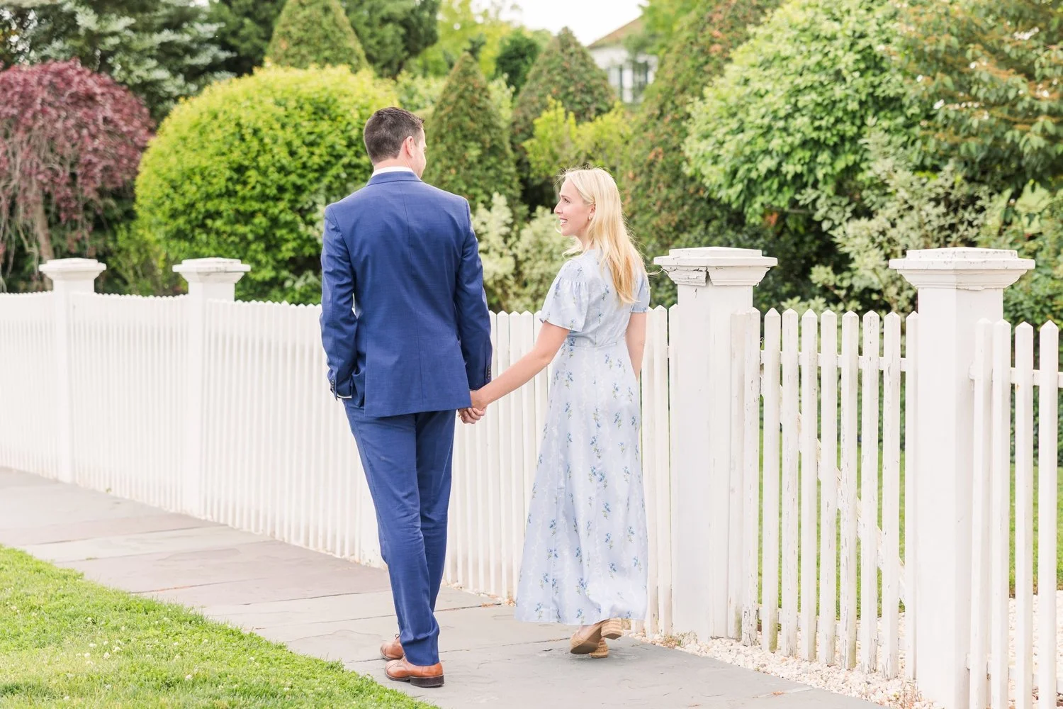 quintessential-new-england-engagement-session-southport-harbor-fairfield-connecticut-wedding-photographer-shaina-lee-photography-photo
