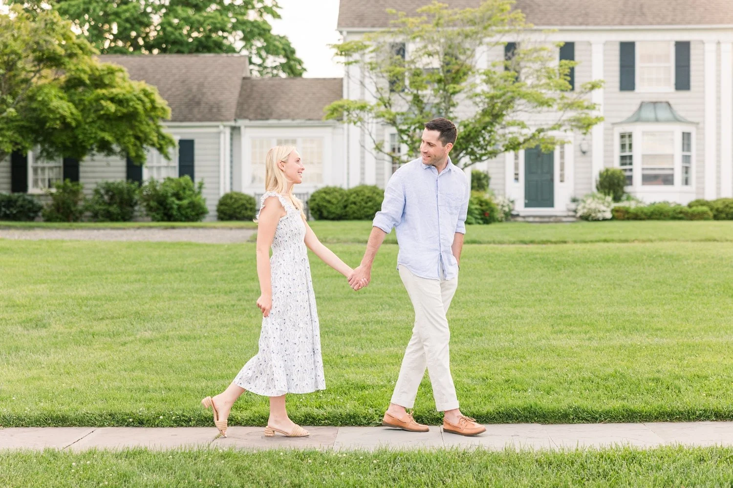 quintessential-new-england-engagement-session-southport-harbor-fairfield-connecticut-wedding-photographer-shaina-lee-photography-photo