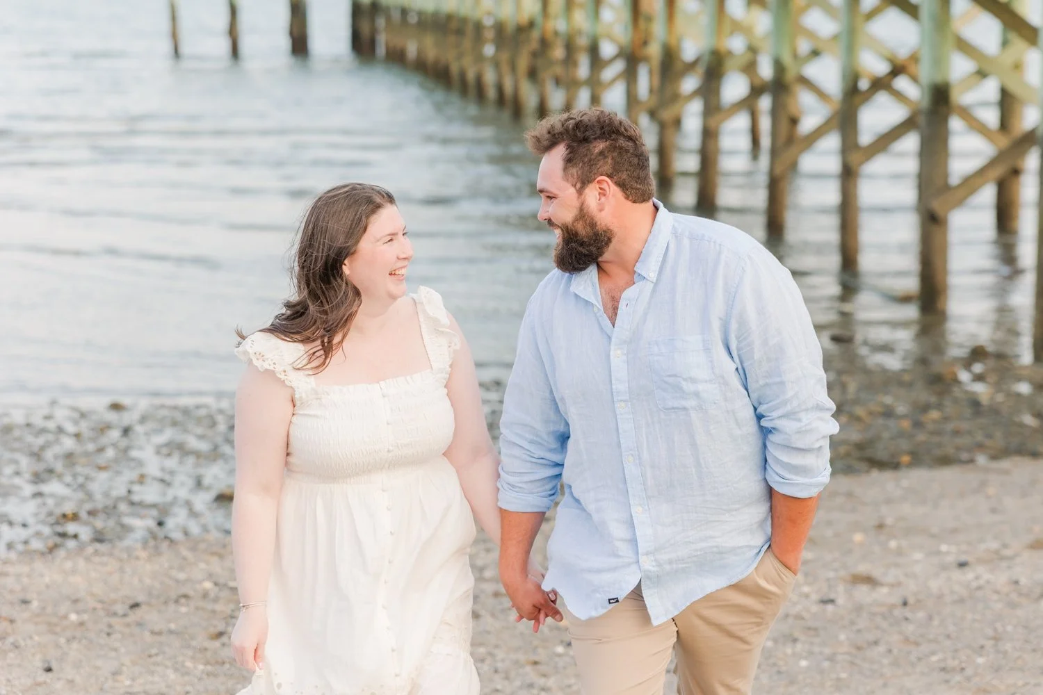 coastal-summer-engagement-session-milford-connecticut-photographer-shaina-lee-photography