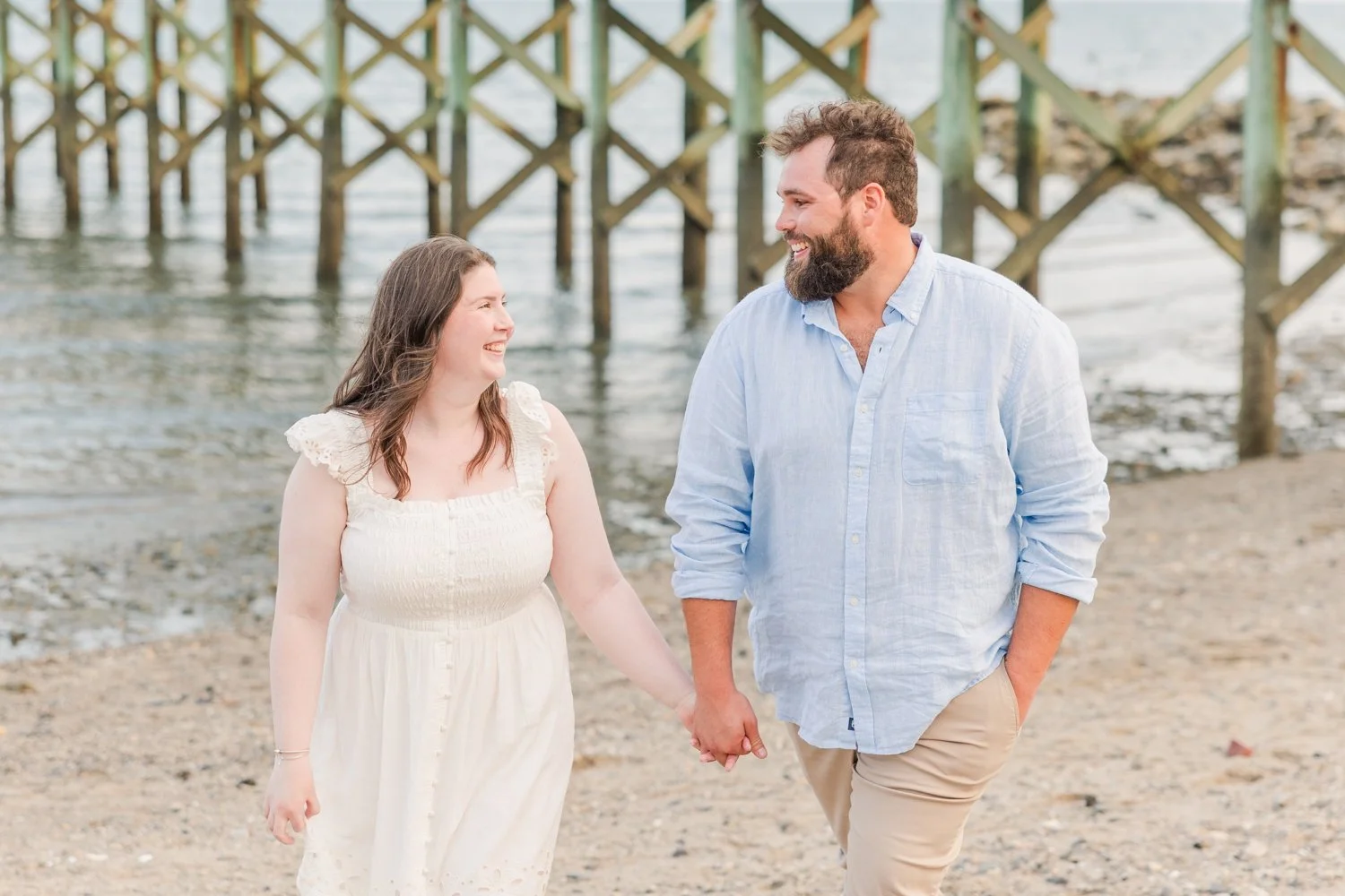 coastal-summer-engagement-session-milford-connecticut-photographer-shaina-lee-photography