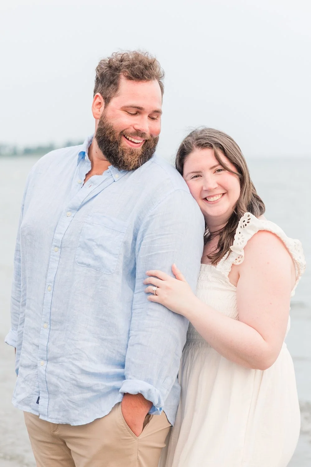 coastal-summer-engagement-session-milford-connecticut-photographer-shaina-lee-photography