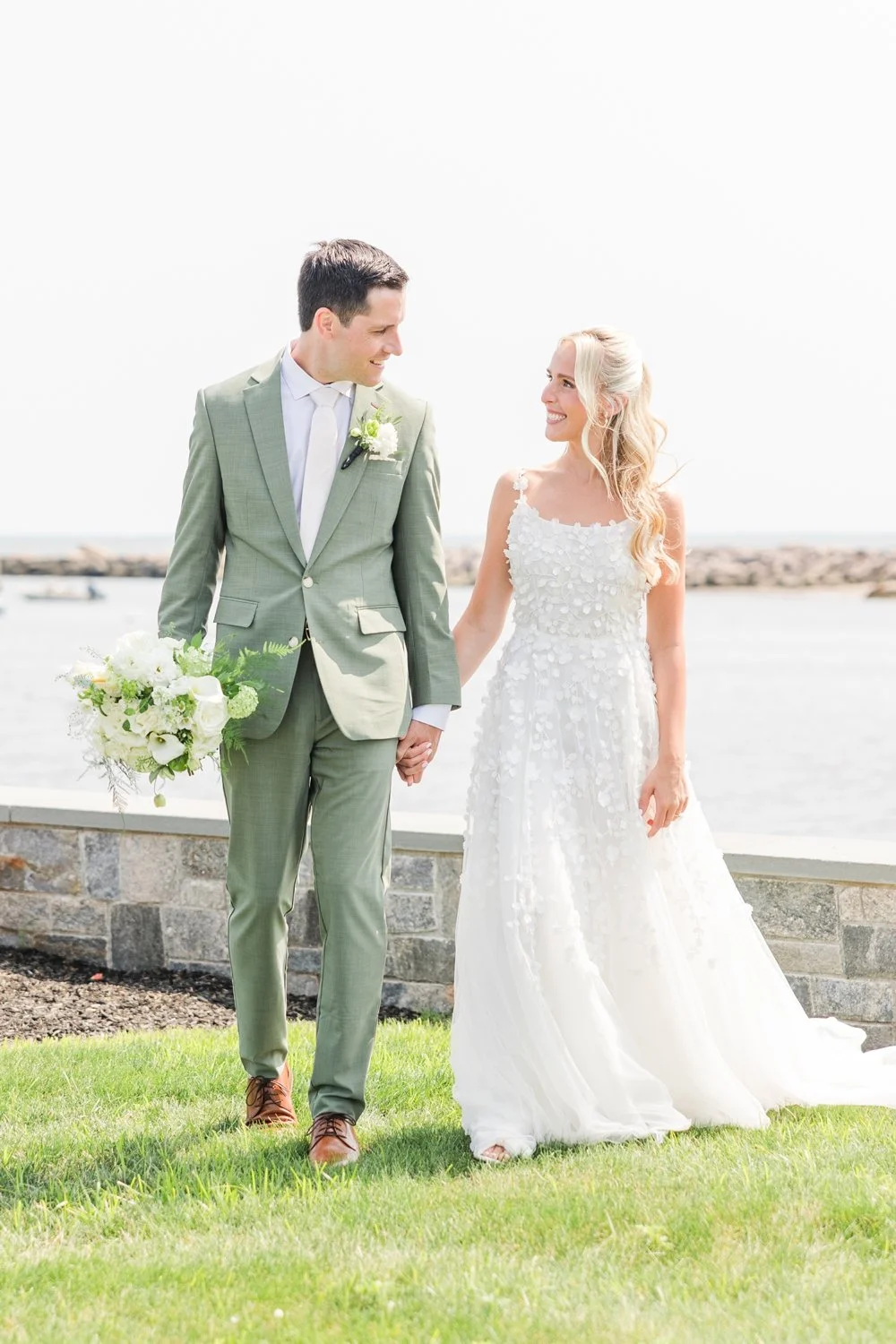 pine-orchard-yacht-country-club-summer-wedding-branford-connecticut-photographer-shaina-lee-photography