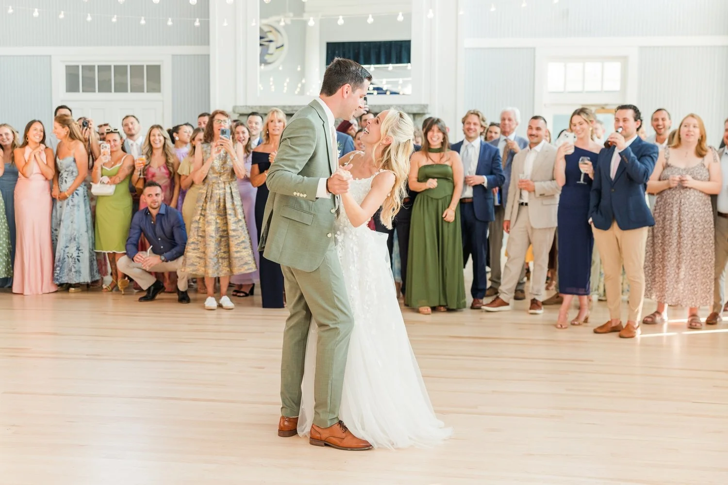 pine-orchard-yacht-country-club-summer-wedding-branford-connecticut-photographer-shaina-lee-photography