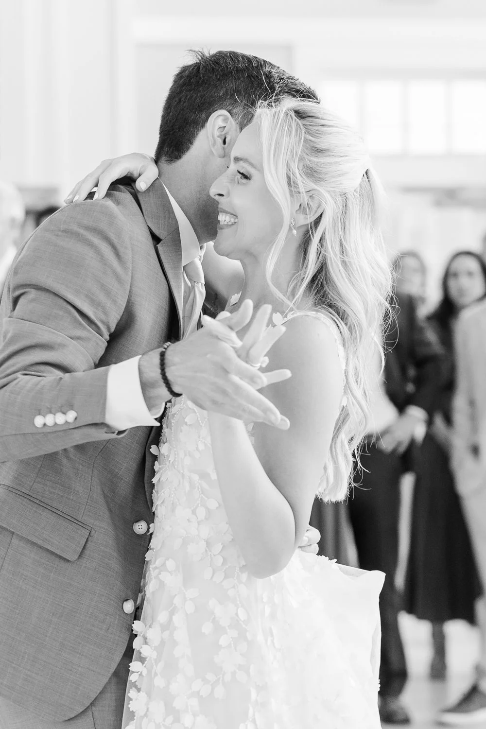 pine-orchard-yacht-country-club-summer-wedding-branford-connecticut-photographer-shaina-lee-photography