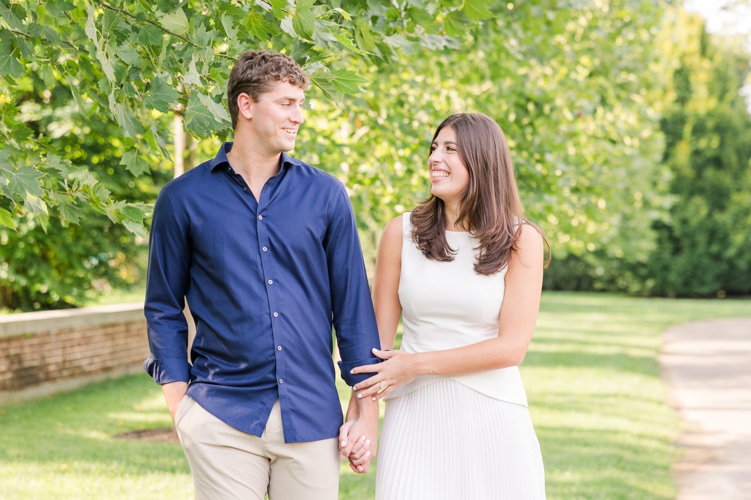 fall-engagement-session-waveny-house-new-canaan-connecticut