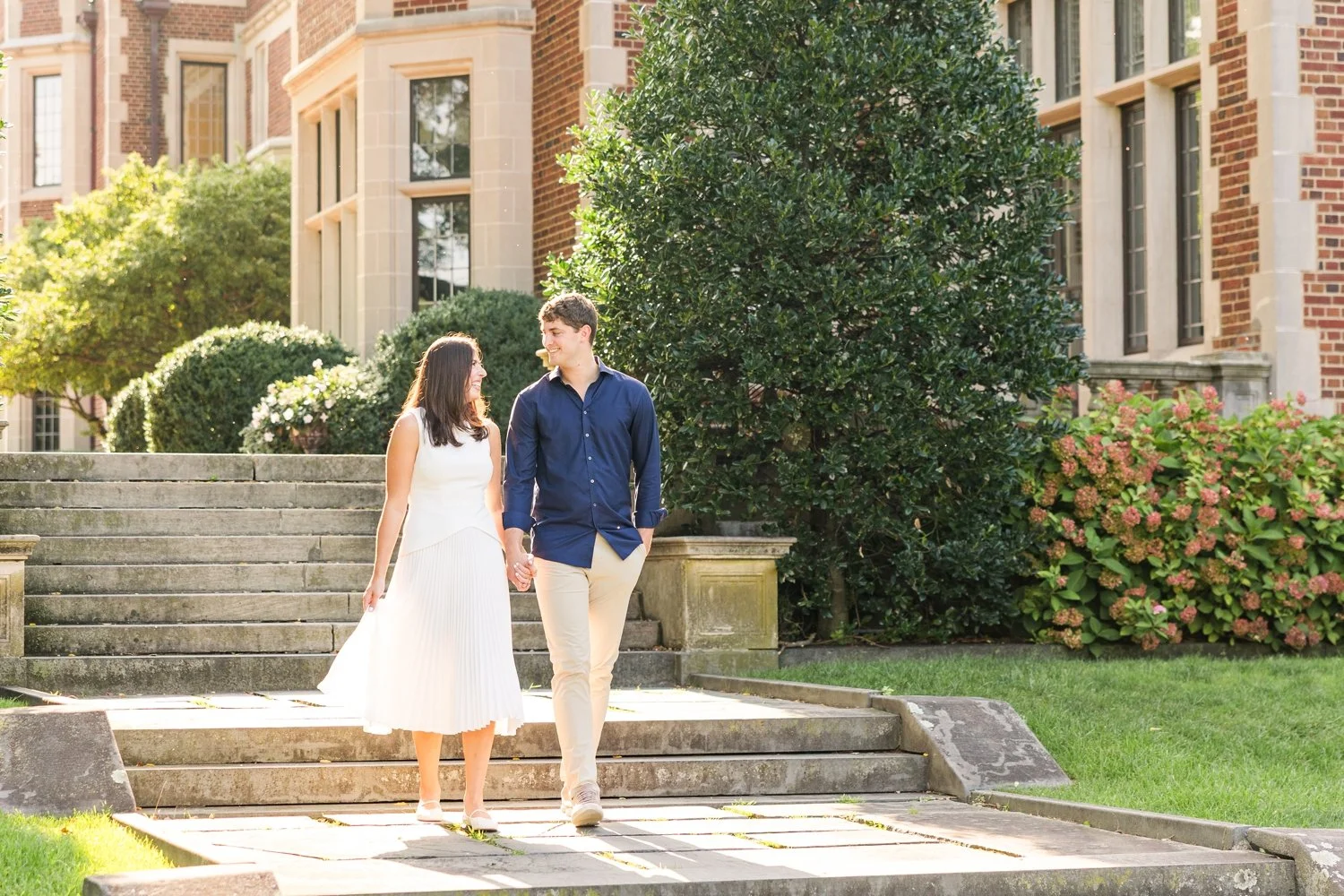 fall-engagement-session-waveny-house-new-canaan-connecticut