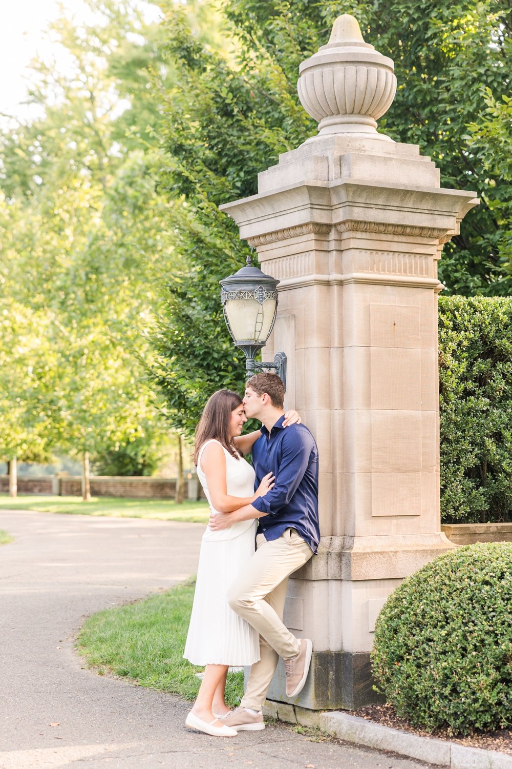 fall-engagement-session-waveny-house-new-canaan-connecticut