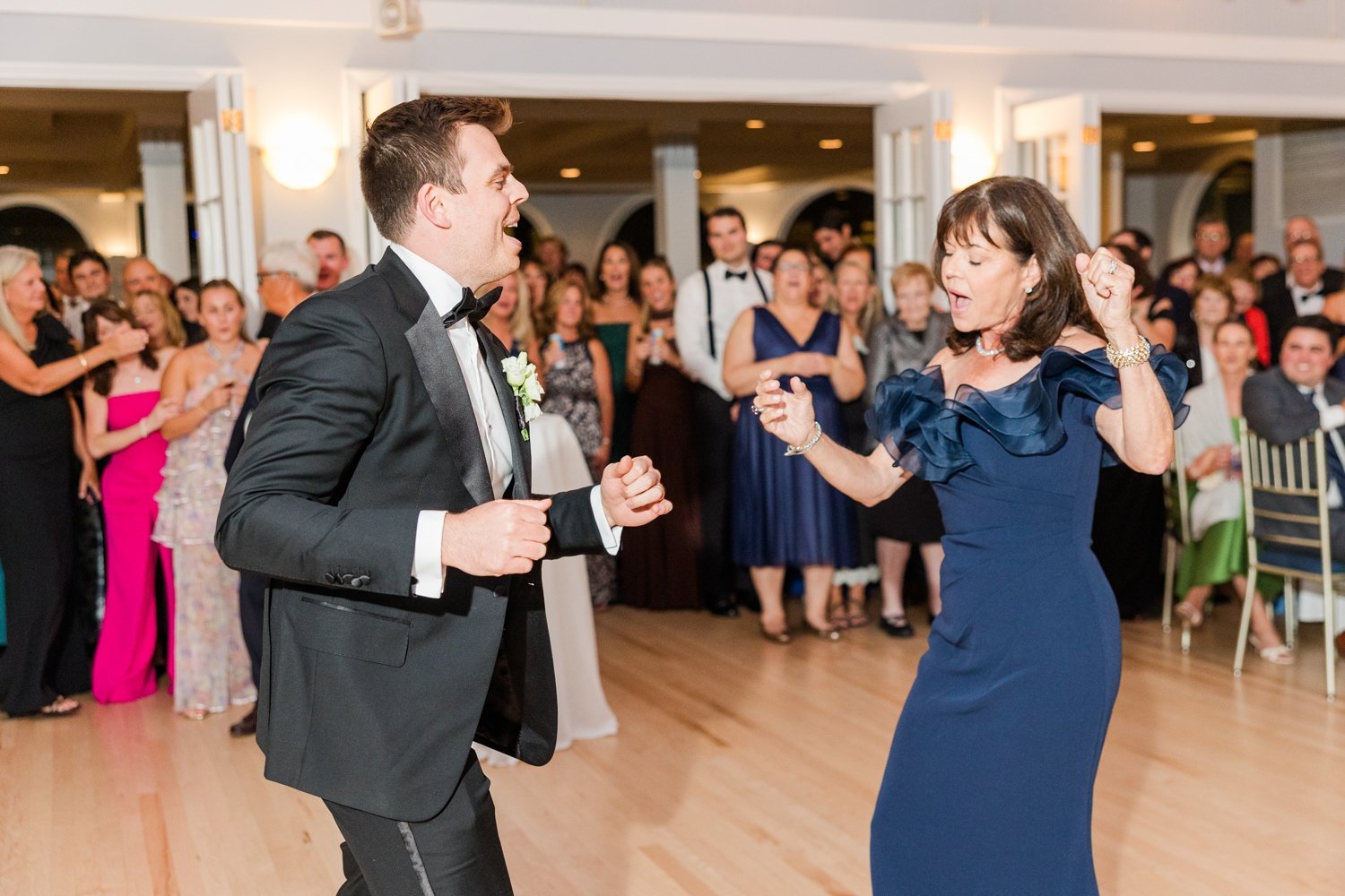 pine-orchard-yacht-country-club-fall-wedding-branford-connecticut-photographer-shaina-lee-photography