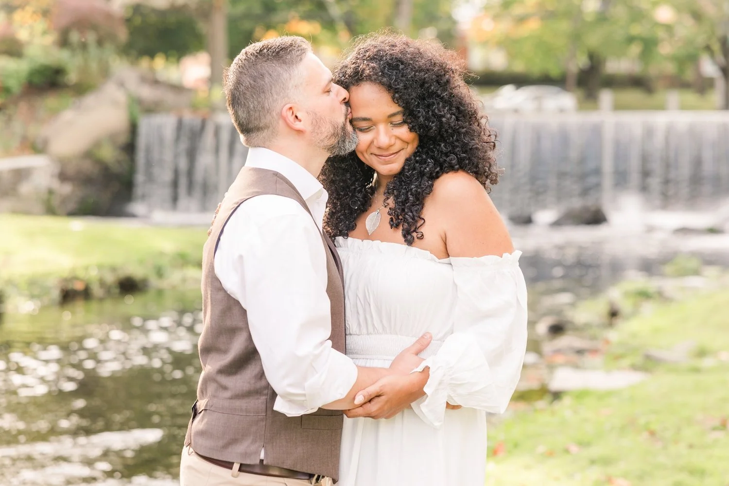 downtown-milford-connecticut-engagement-session-photographer-shaina-lee-photography