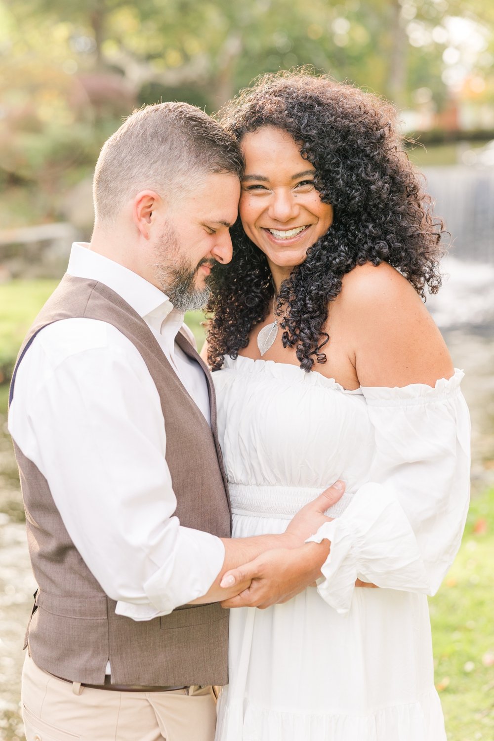 downtown-milford-connecticut-engagement-session-photographer-shaina-lee-photography