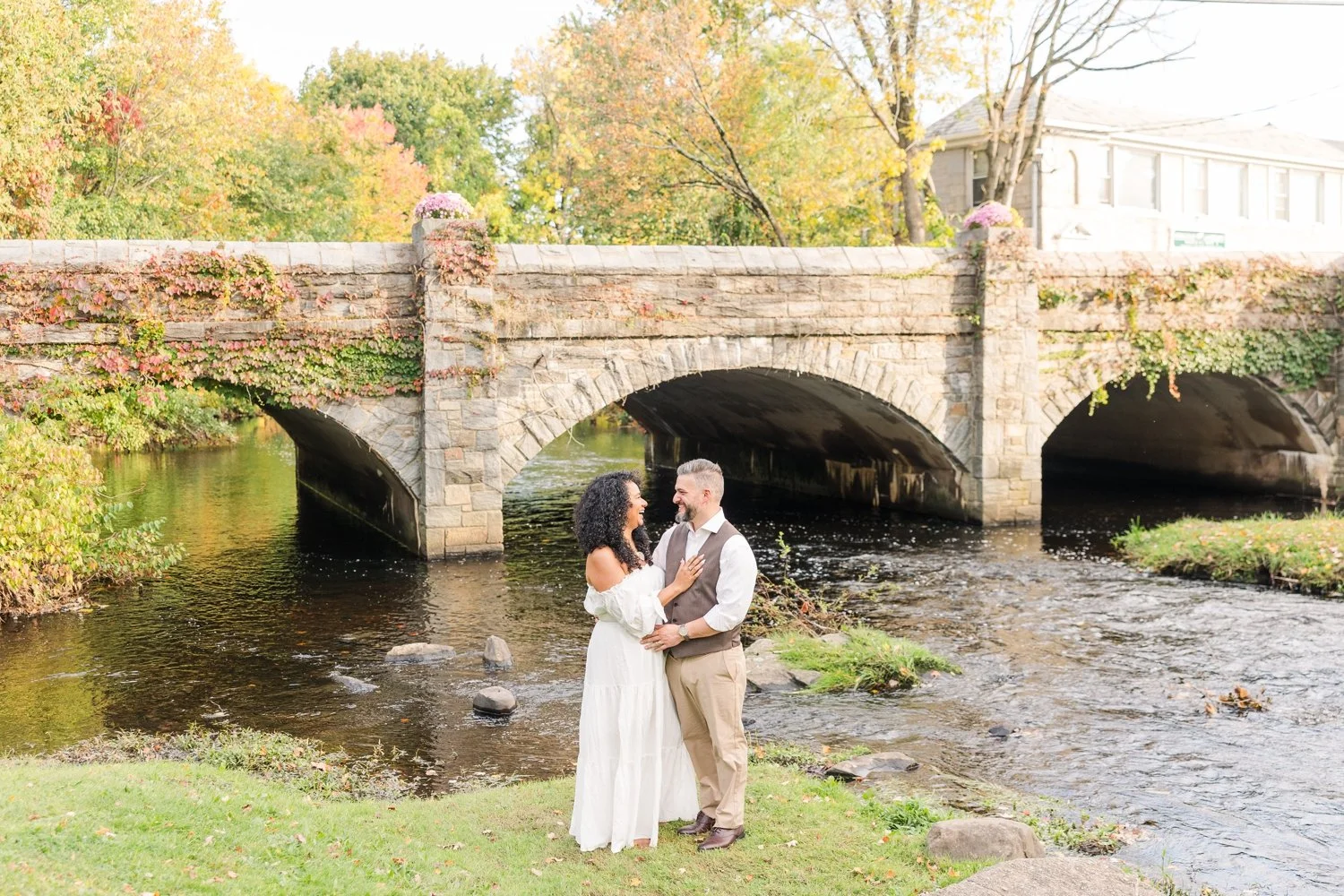 downtown-milford-connecticut-engagement-session-photographer-shaina-lee-photography