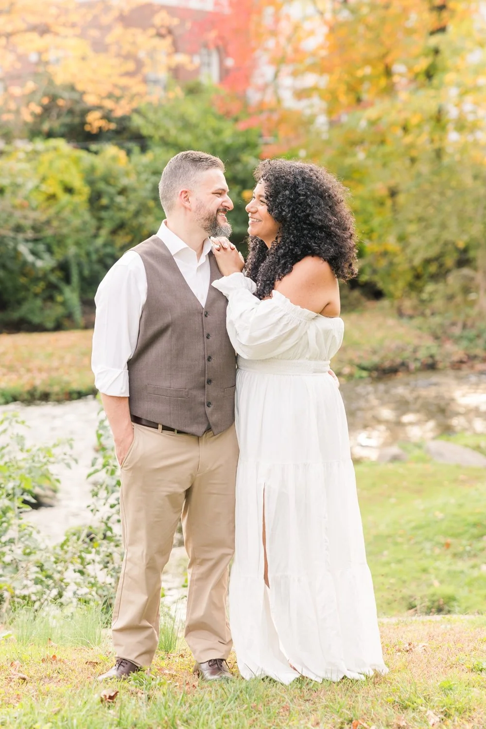 downtown-milford-connecticut-engagement-session-photographer-shaina-lee-photography